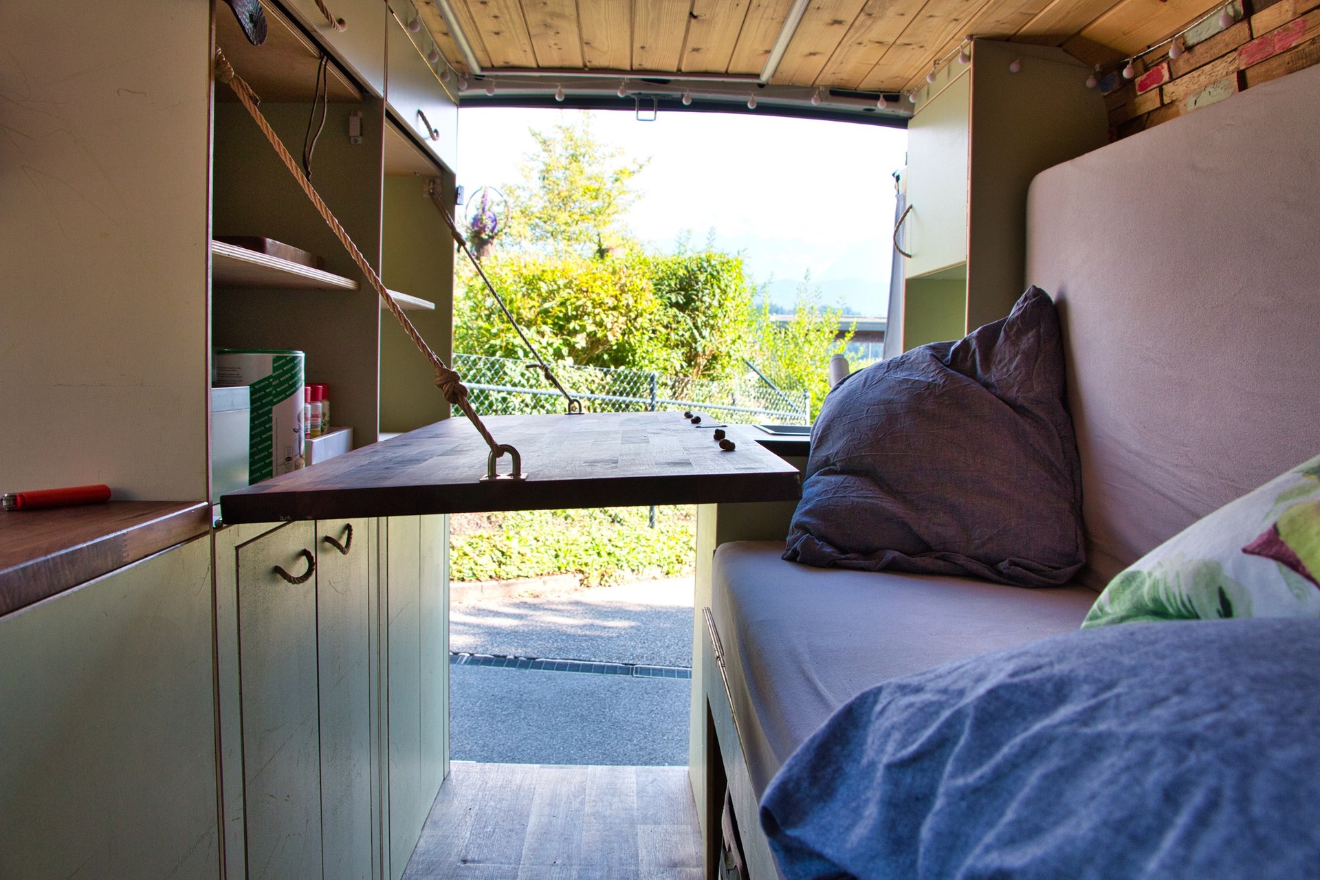 FORD Transit 280S-image-11