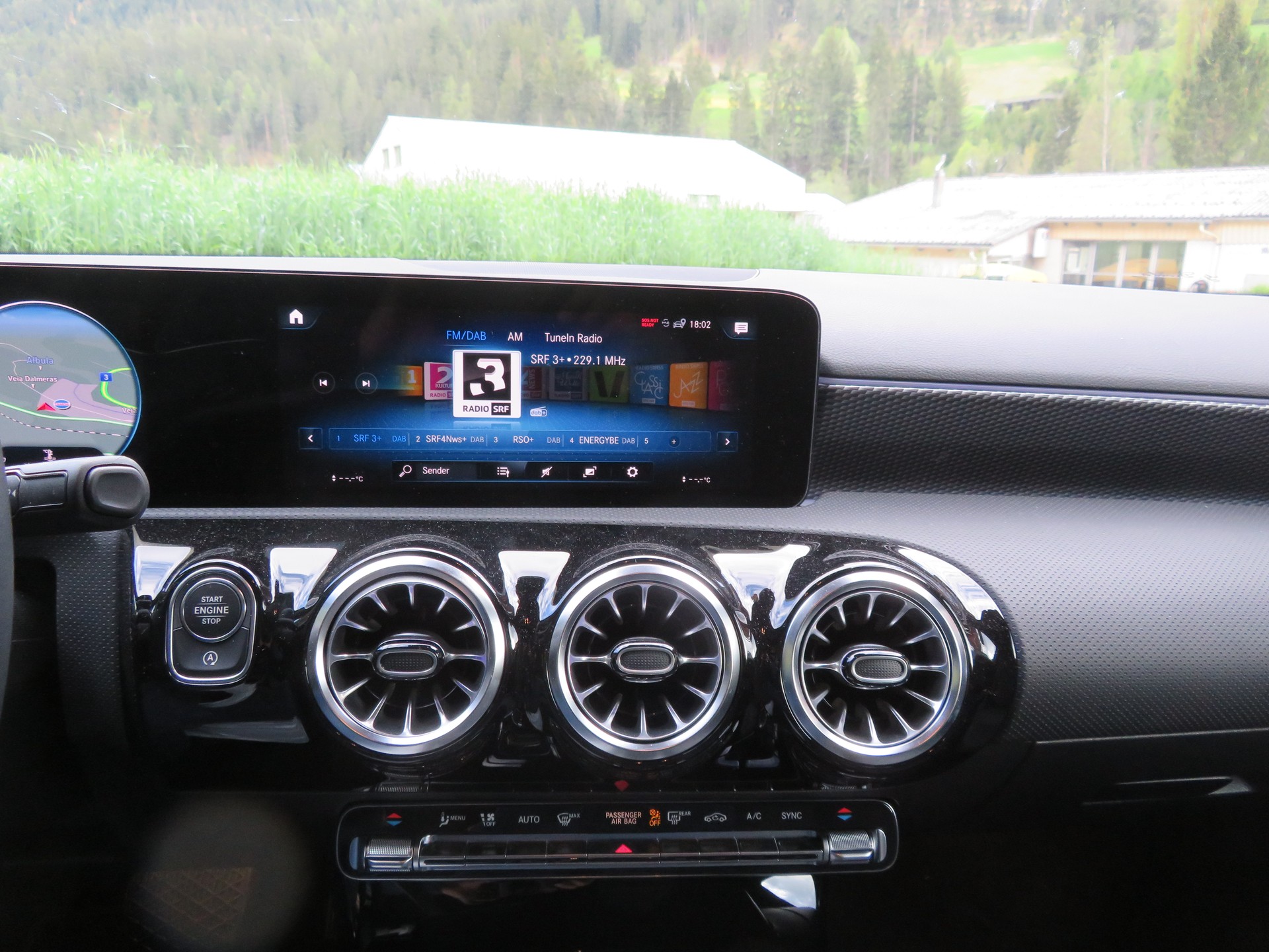 MERCEDES-BENZ A 250-image-5