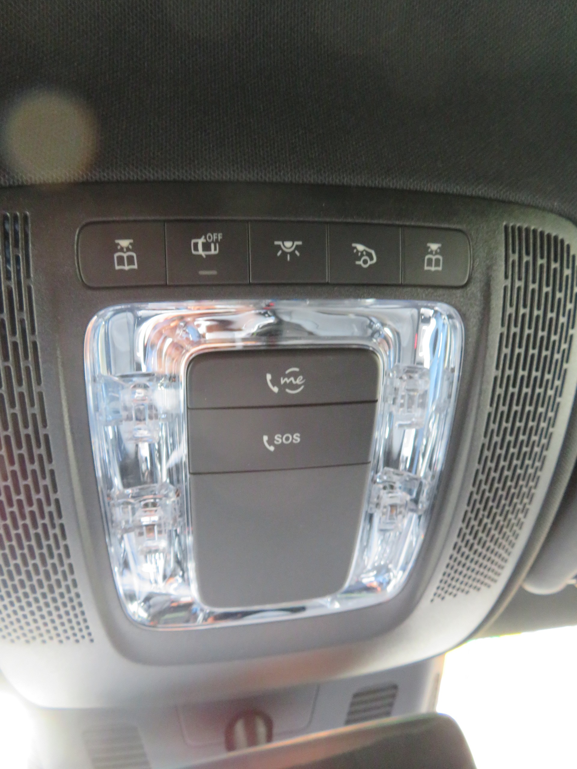 MERCEDES-BENZ A 250-image-11
