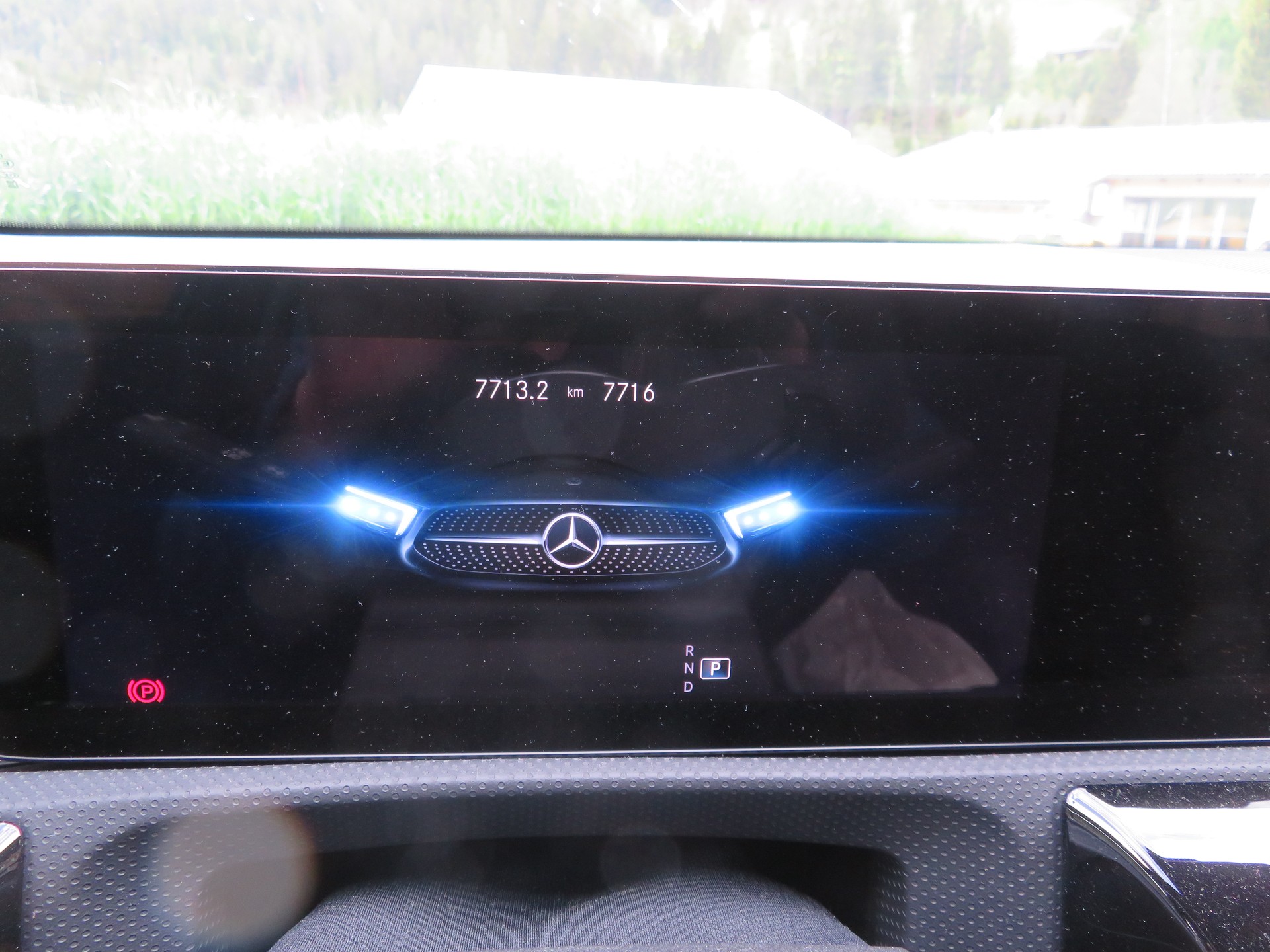 MERCEDES-BENZ A 250-image-10