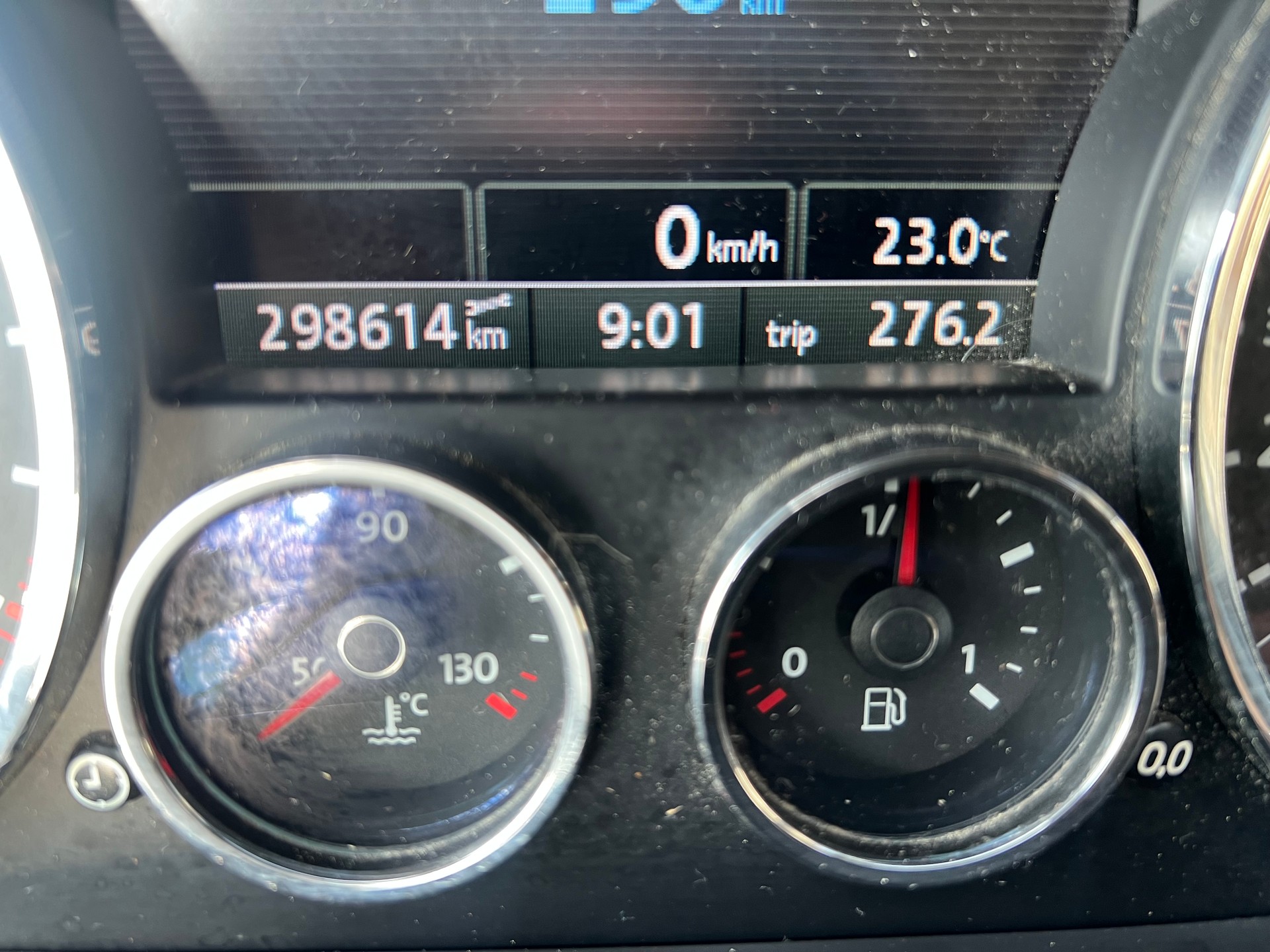 VW Touareg 4.2 V8 FSI Automatic-image-14