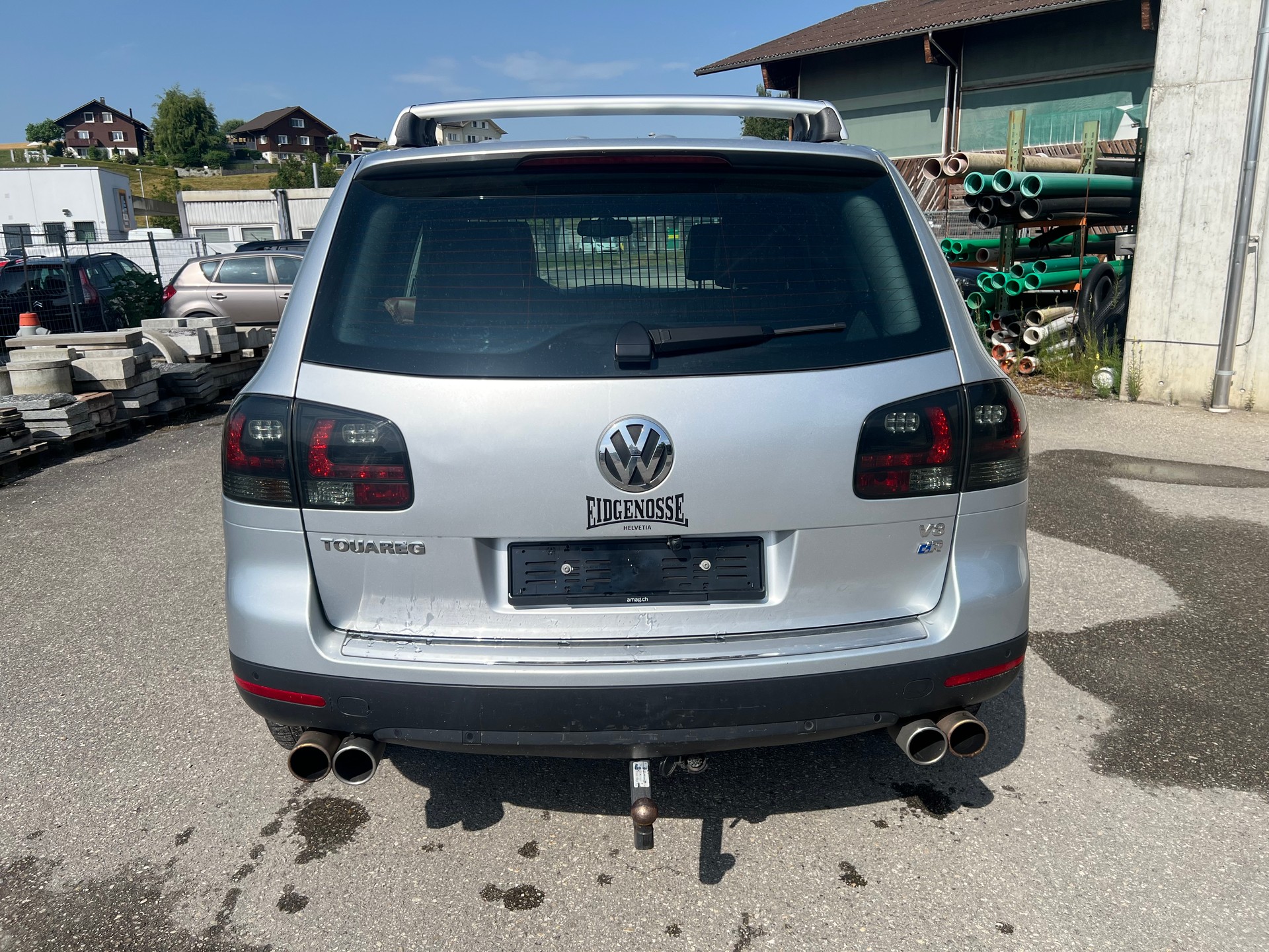 VW Touareg 4.2 V8 FSI Automatic-image-4