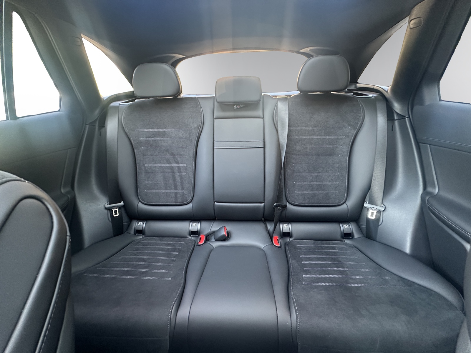 MERCEDES-BENZ GLC 220 d 4Matic 9G-Tronic-image-8