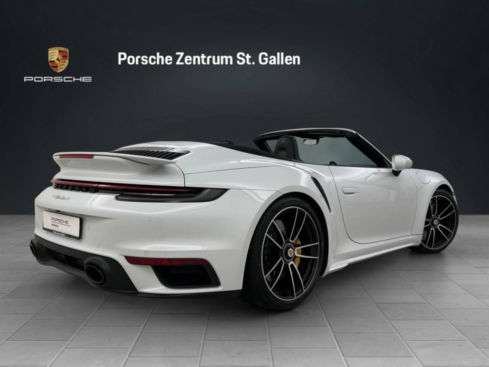 PORSCHE 911 Turbo S Cabriolet-image-2