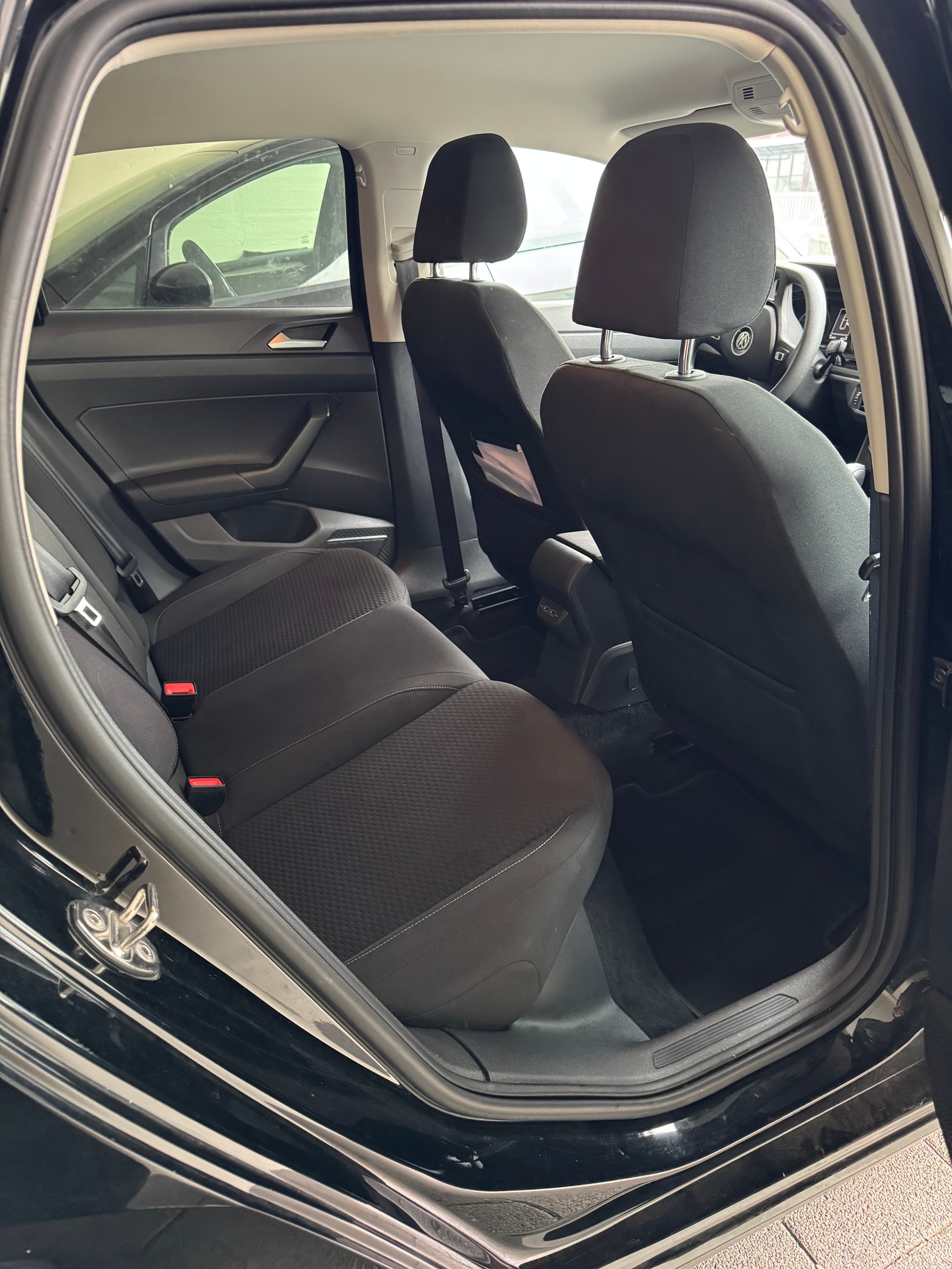 VW Polo 1.0 TSI BMT Comfortline DSG-image-3