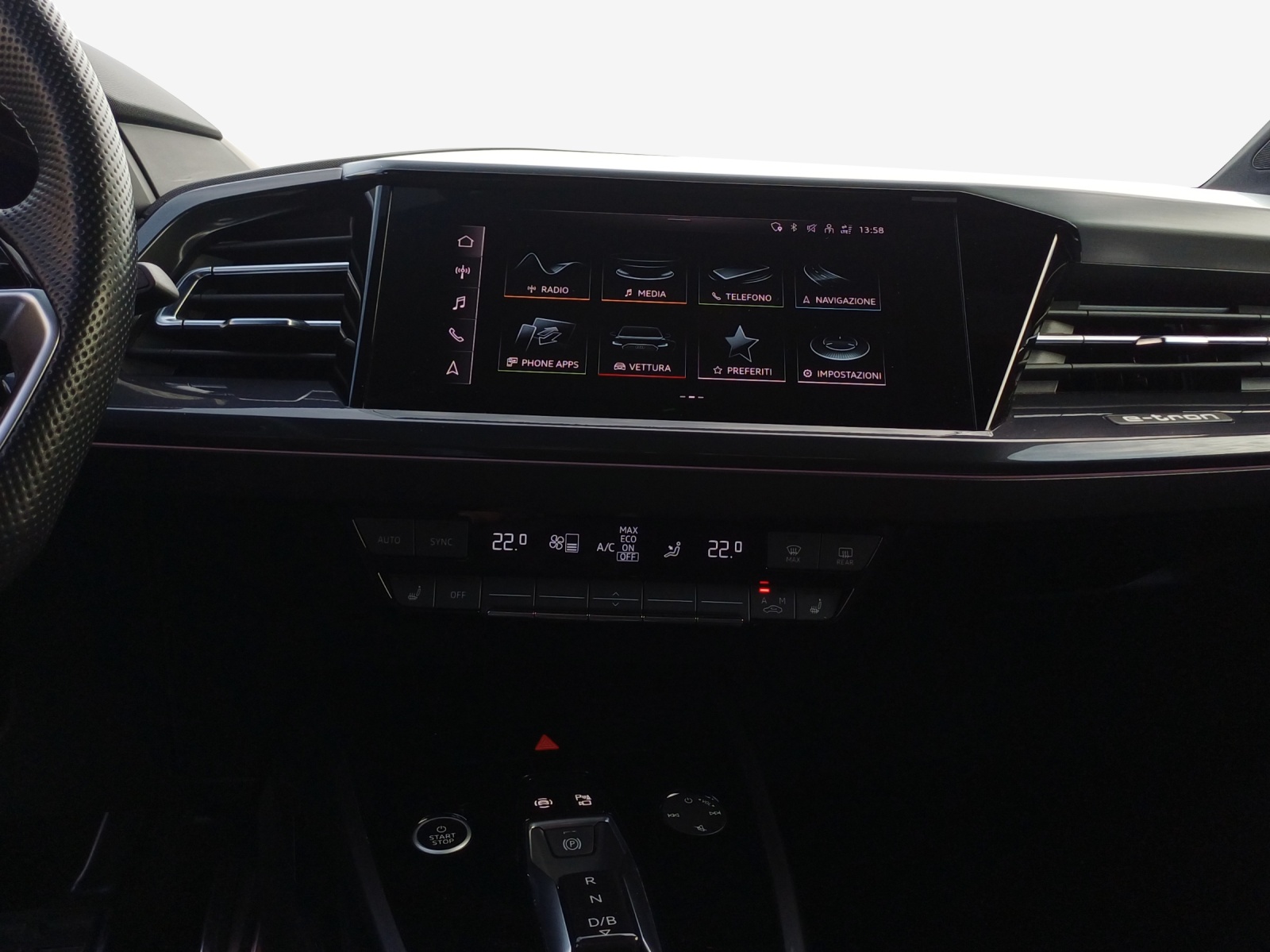 AUDI Q4 e-tron 45 quattro-image-10