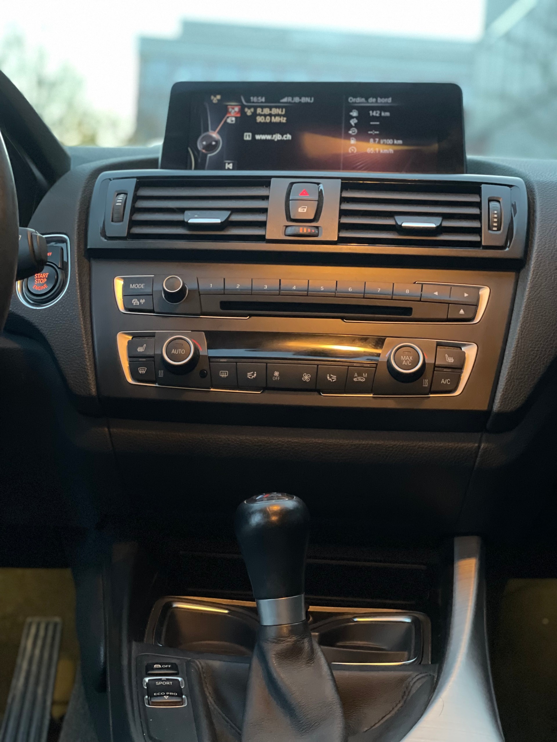BMW M135i-image-11