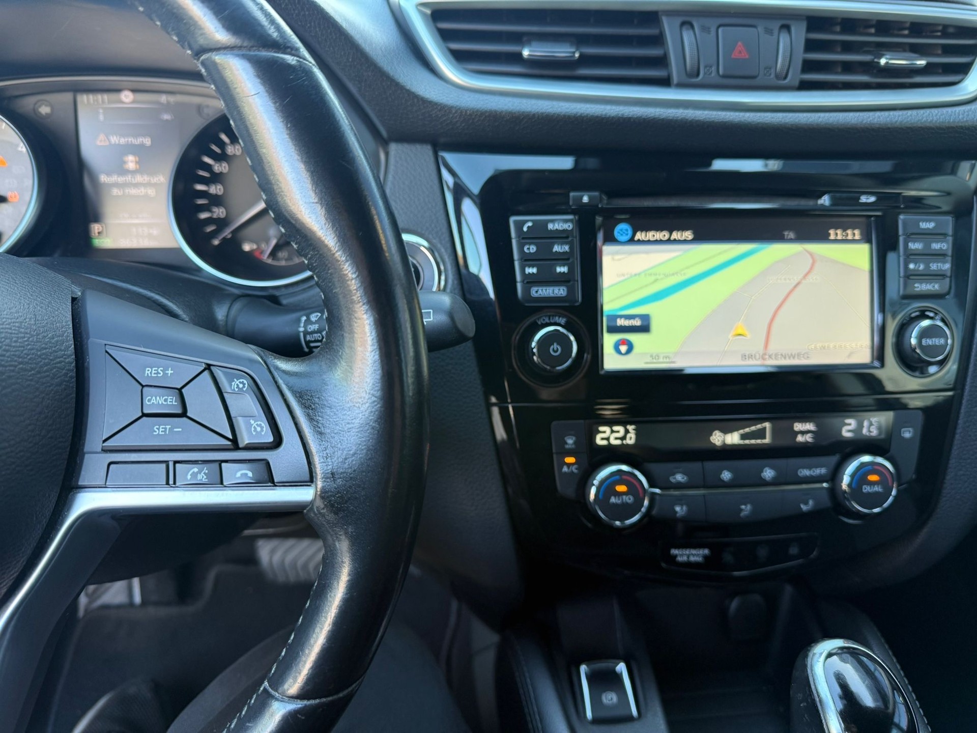 NISSAN Qashqai 1.6 dCi tekna+ Xtronic CVT-image-12