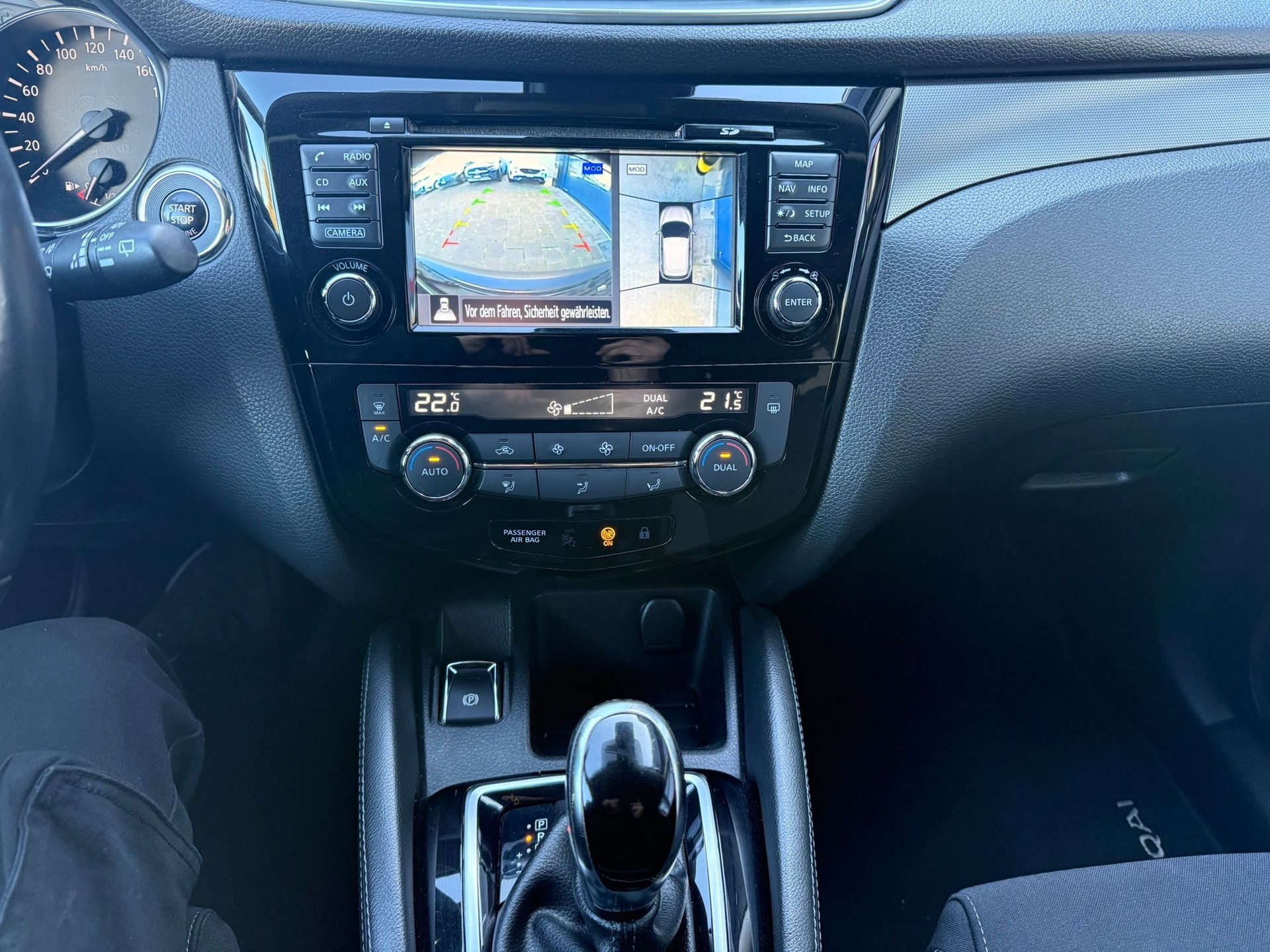 NISSAN Qashqai 1.6 dCi tekna+ Xtronic CVT-image-10