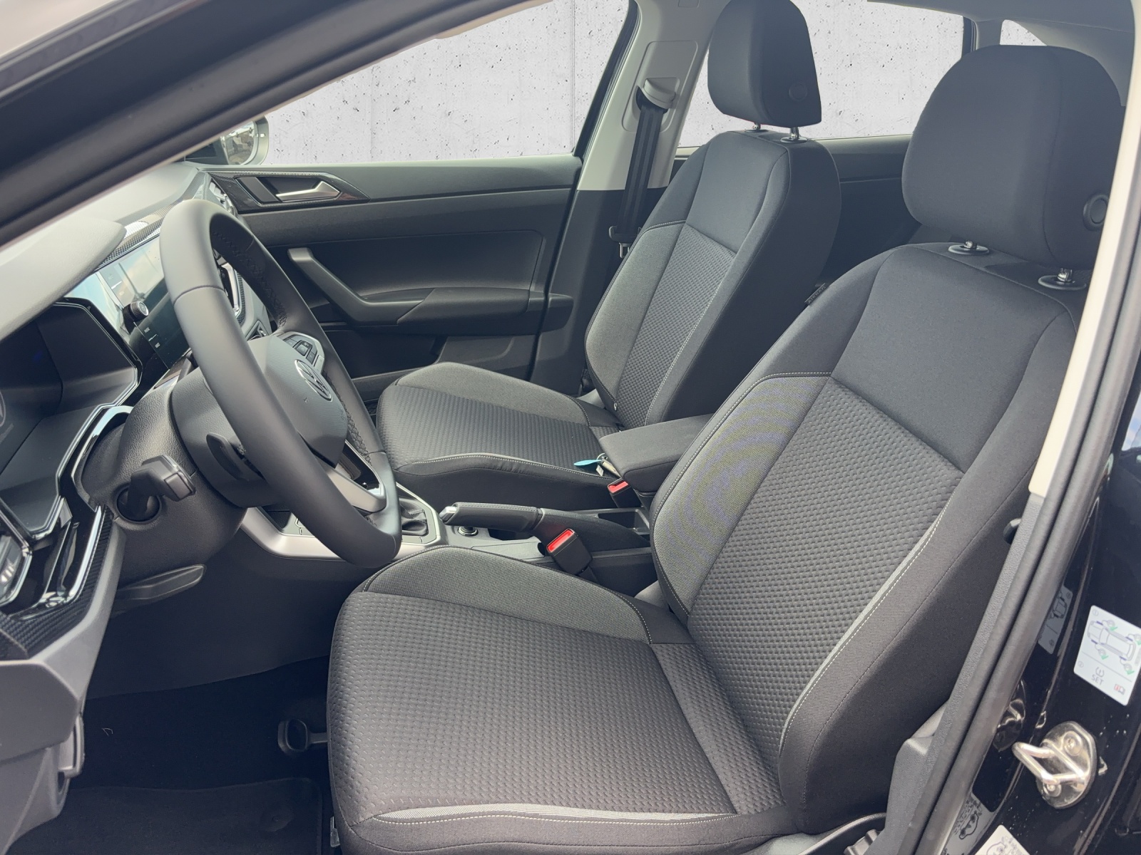 VW Taigo 1.0 TSI United DSG-image-8