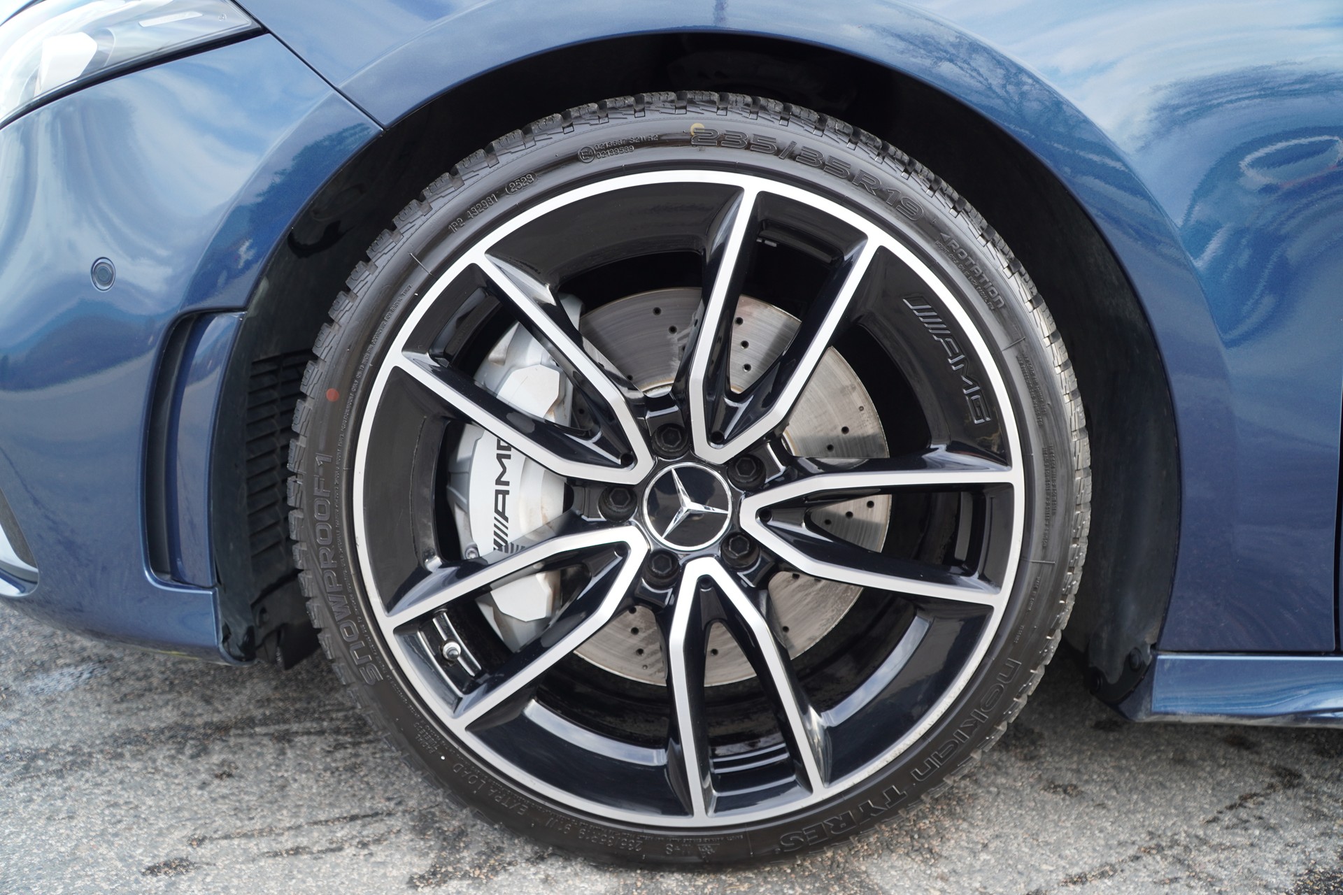 MERCEDES-BENZ A 35 AMG 4Matic Speedshift-image-30