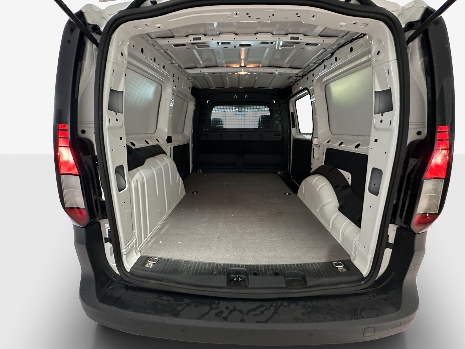 VW Caddy Cargo 2.0TDI Maxi 4Motion-image-11