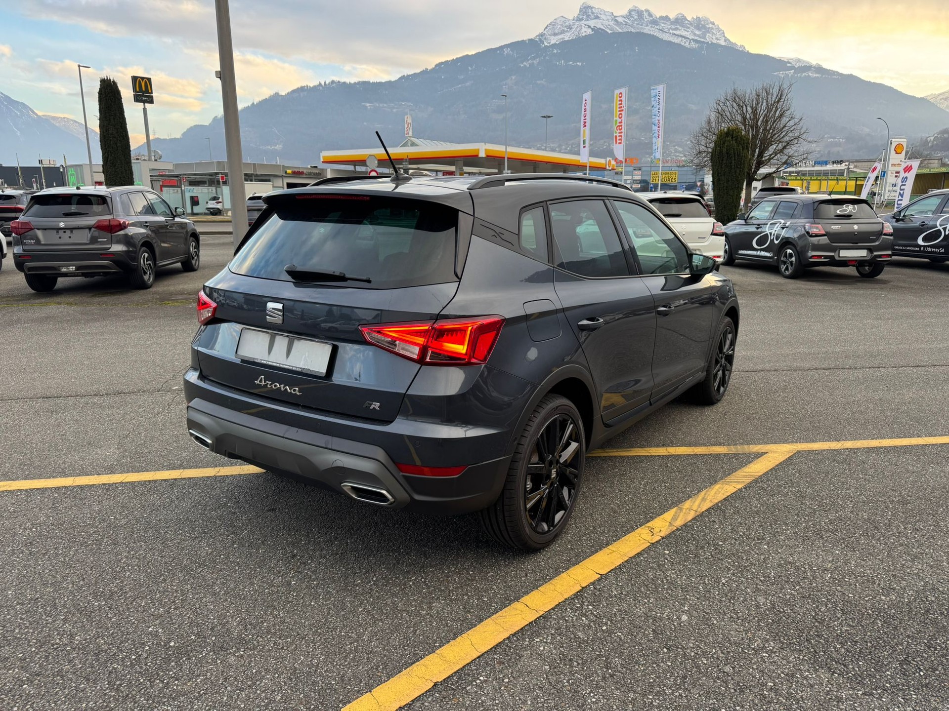 SEAT Arona 1.0 TSI FR DSG-image-4