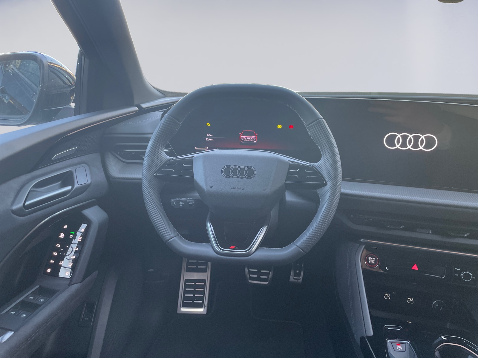 AUDI SQ5 TFSI quattro S-tronic-image-11