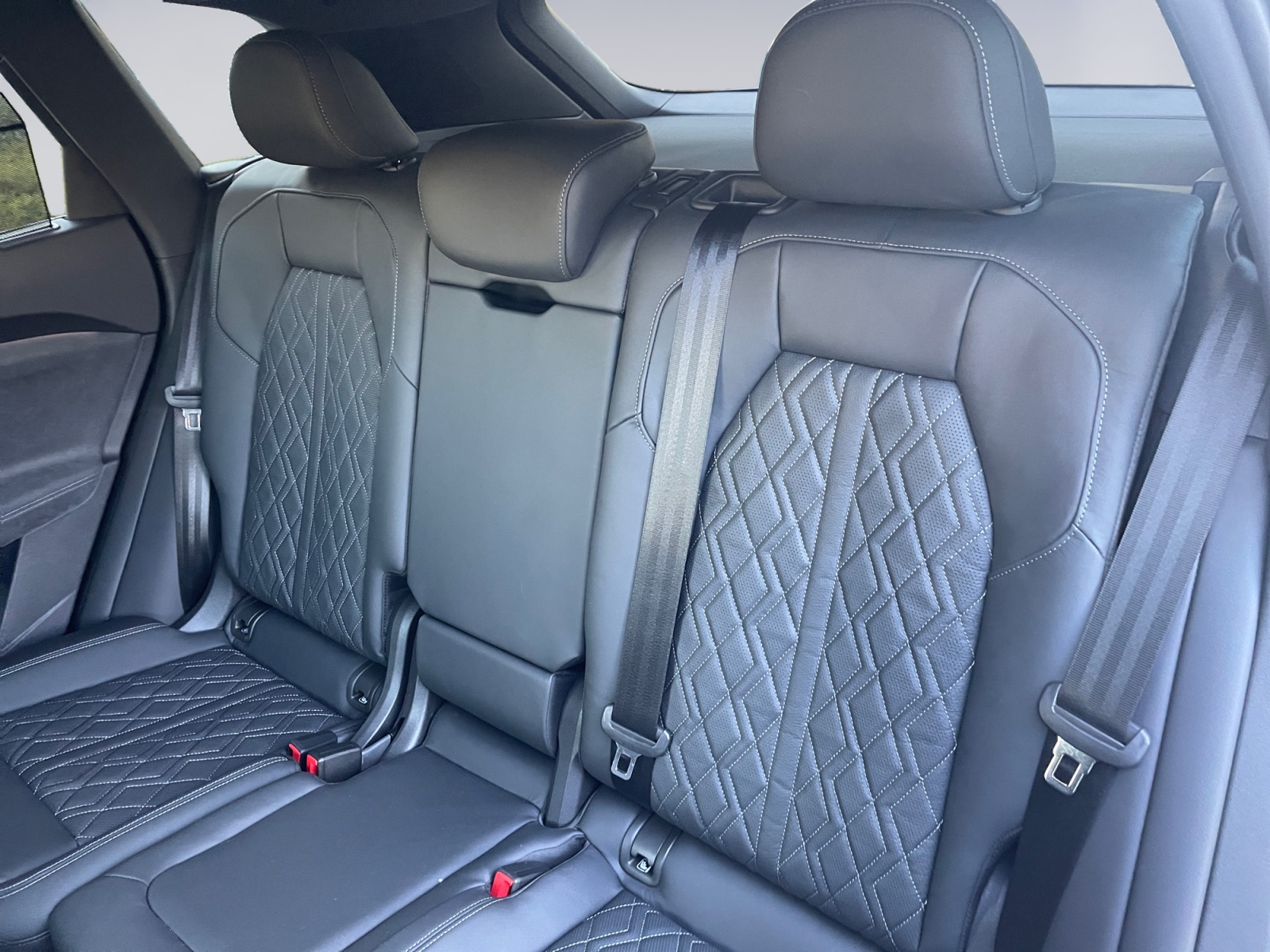 AUDI SQ5 TFSI quattro S-tronic-image-12