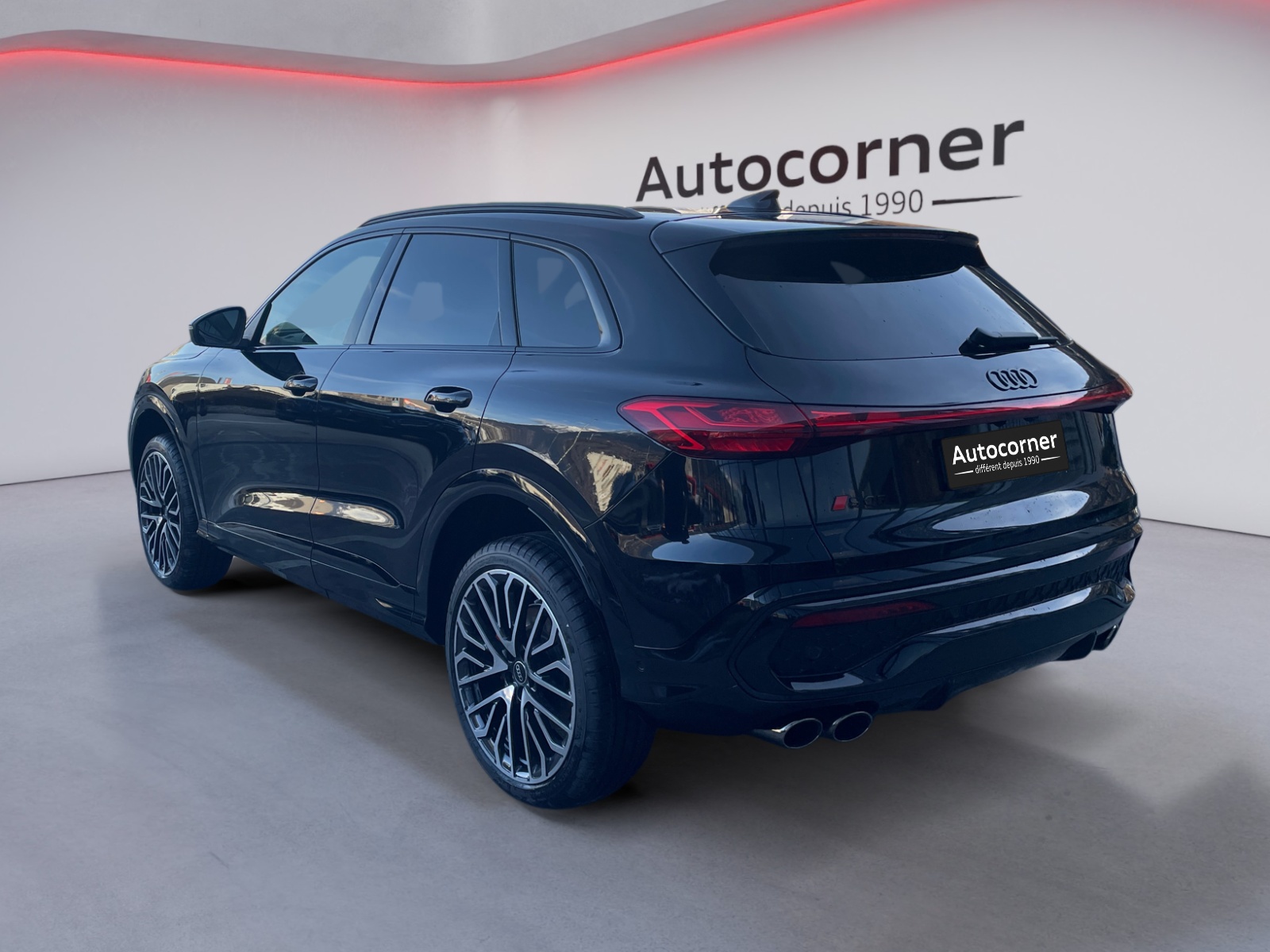 AUDI SQ5 TFSI quattro S-tronic-image-2
