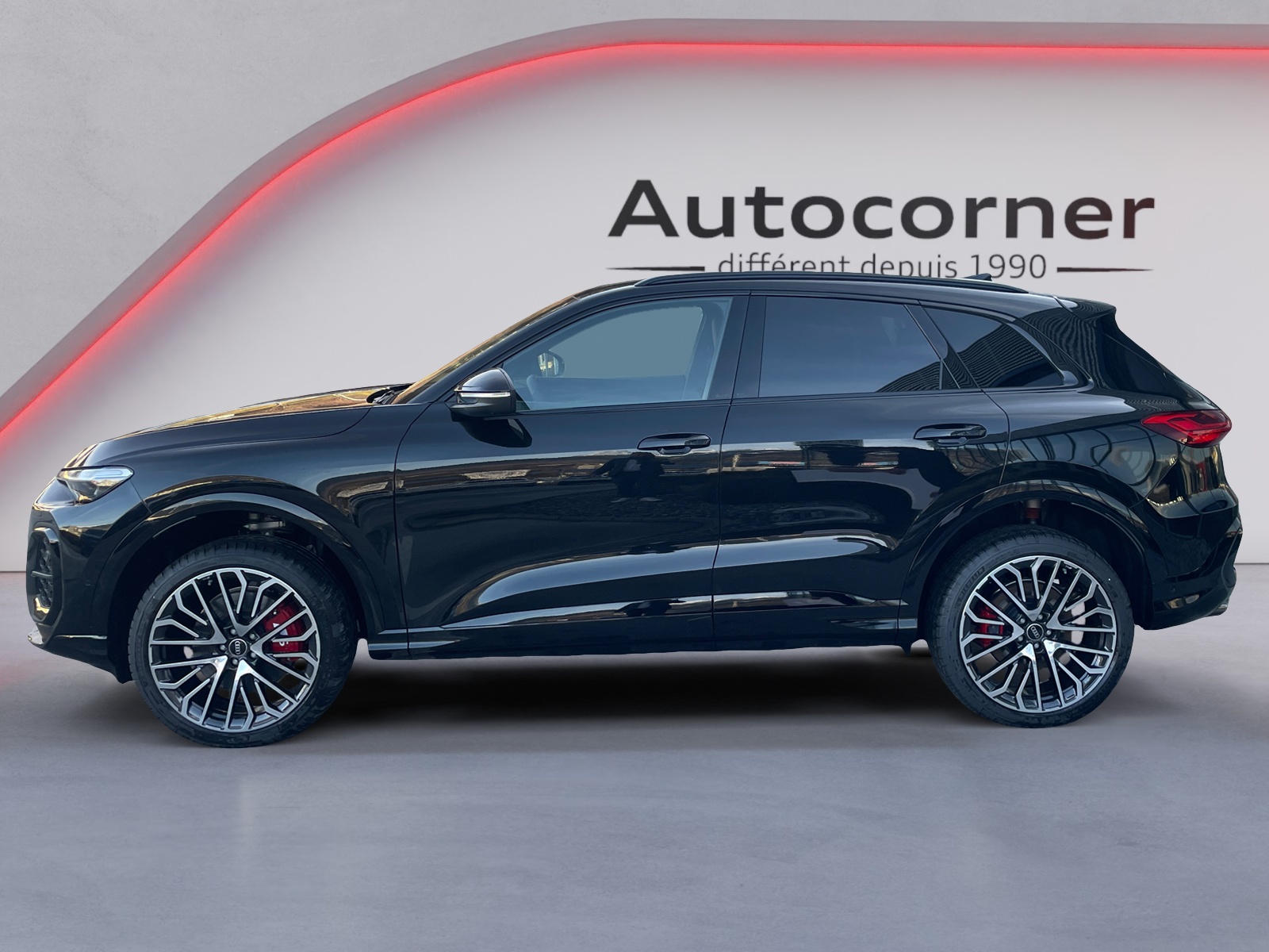 AUDI SQ5 TFSI quattro S-tronic-image-1
