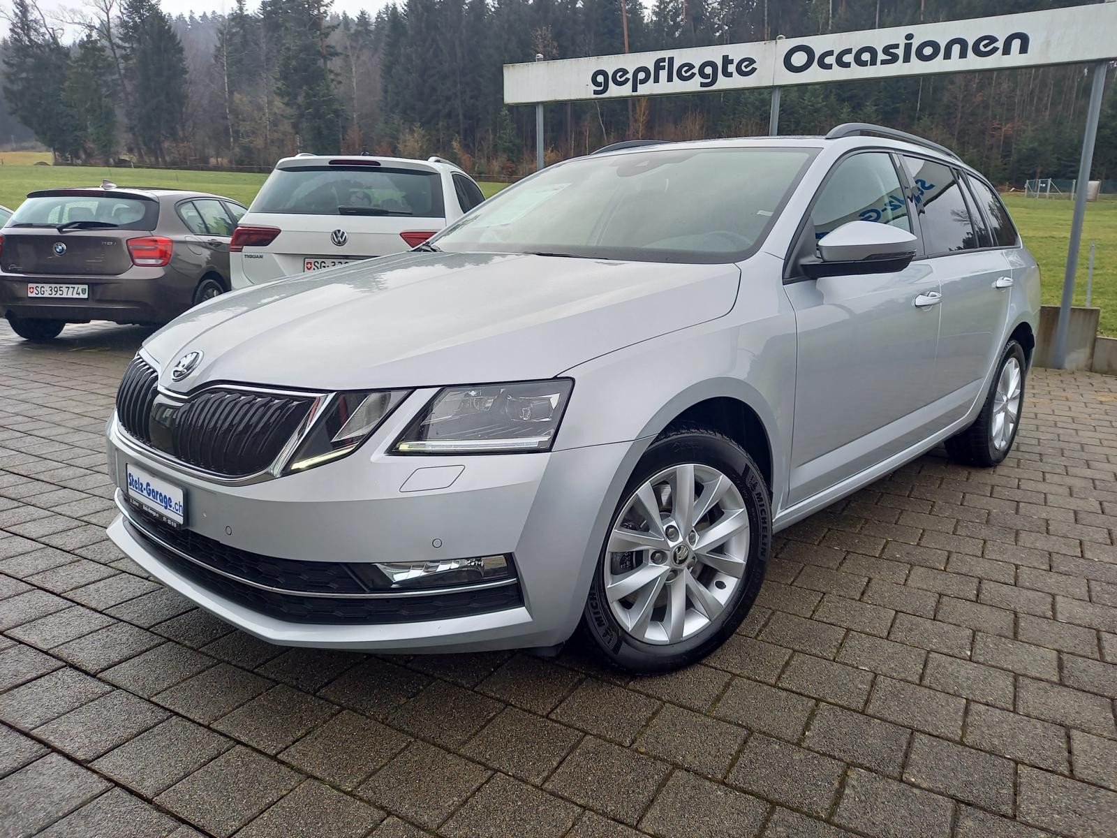 SKODA Octavia Combi 2.0 TDI Style 4x4 DSG-image-0
