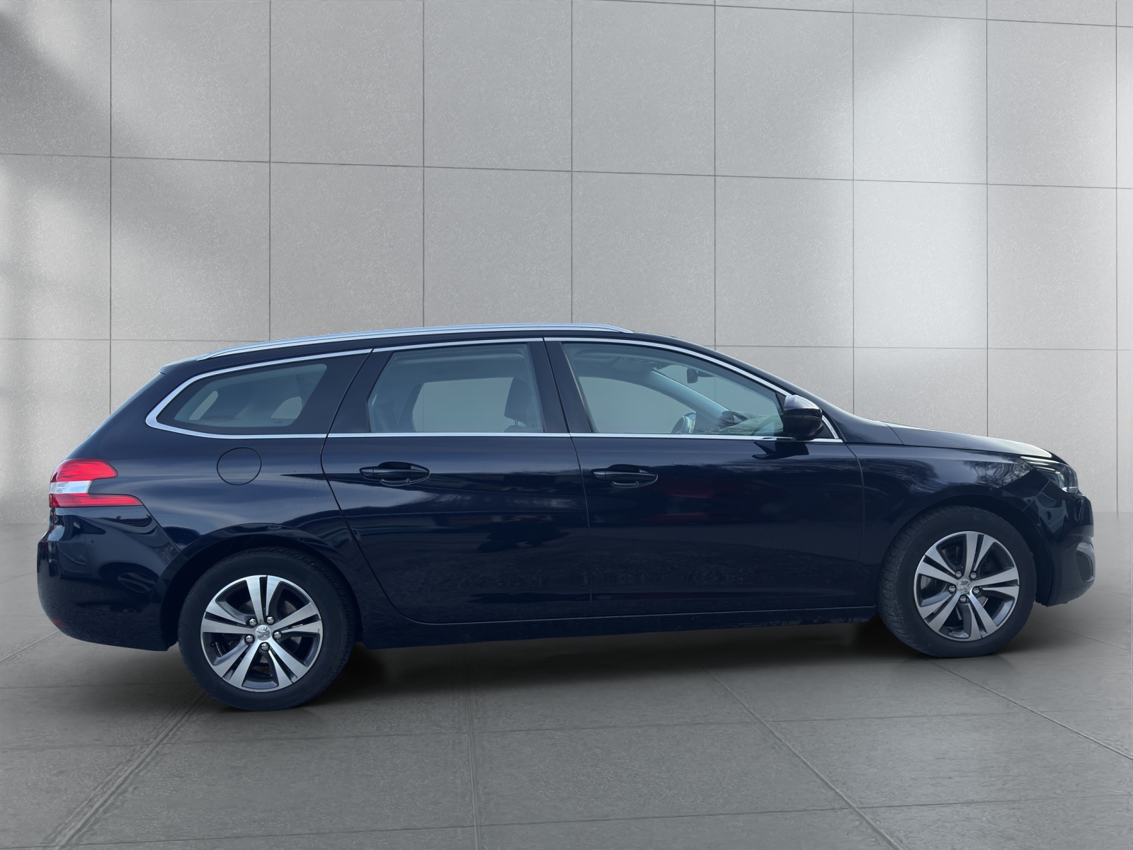 PEUGEOT 308-image-5