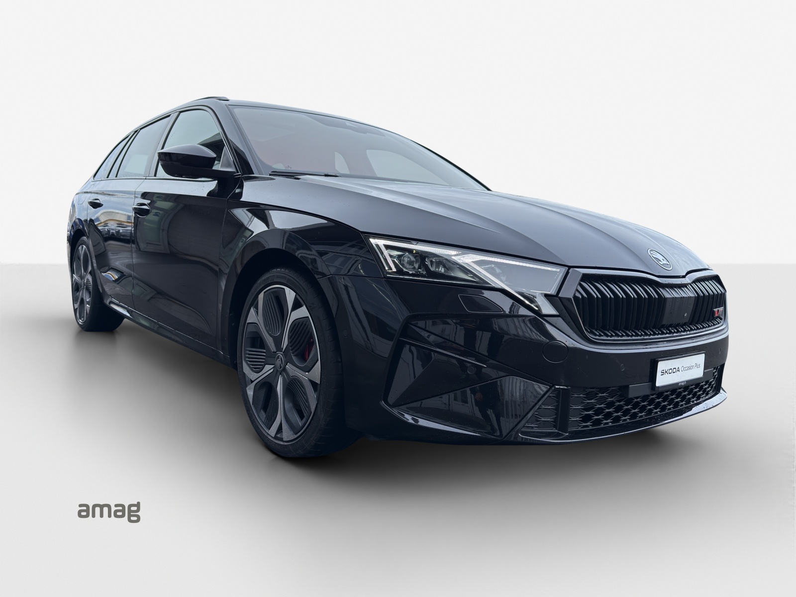 SKODA Octavia Combi 2.0 TSI DSG RS-image-5
