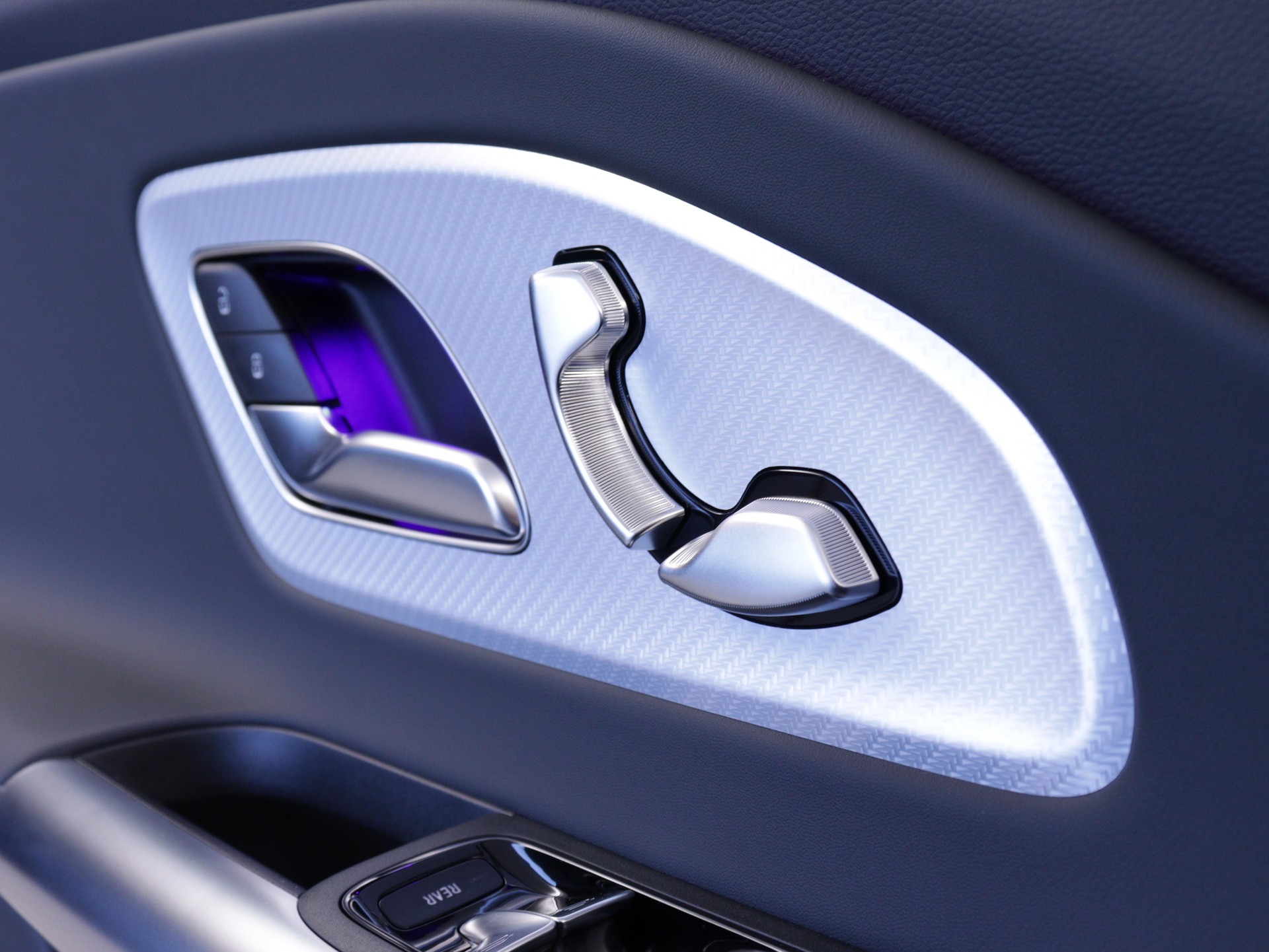 MERCEDES-BENZ CLA 220 AMG Line 4matic-image-8