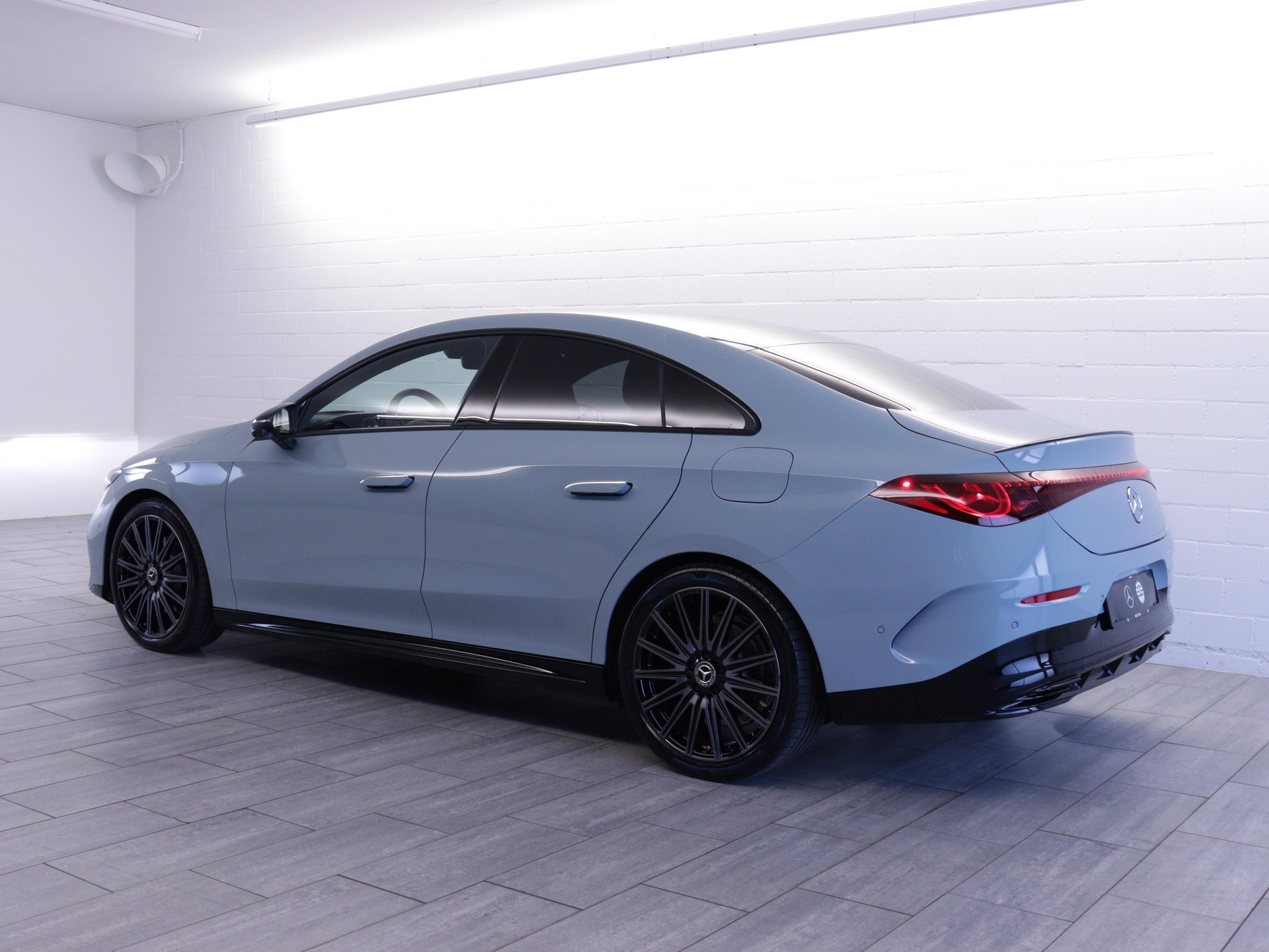 MERCEDES-BENZ CLA 220 AMG Line 4matic-image-2
