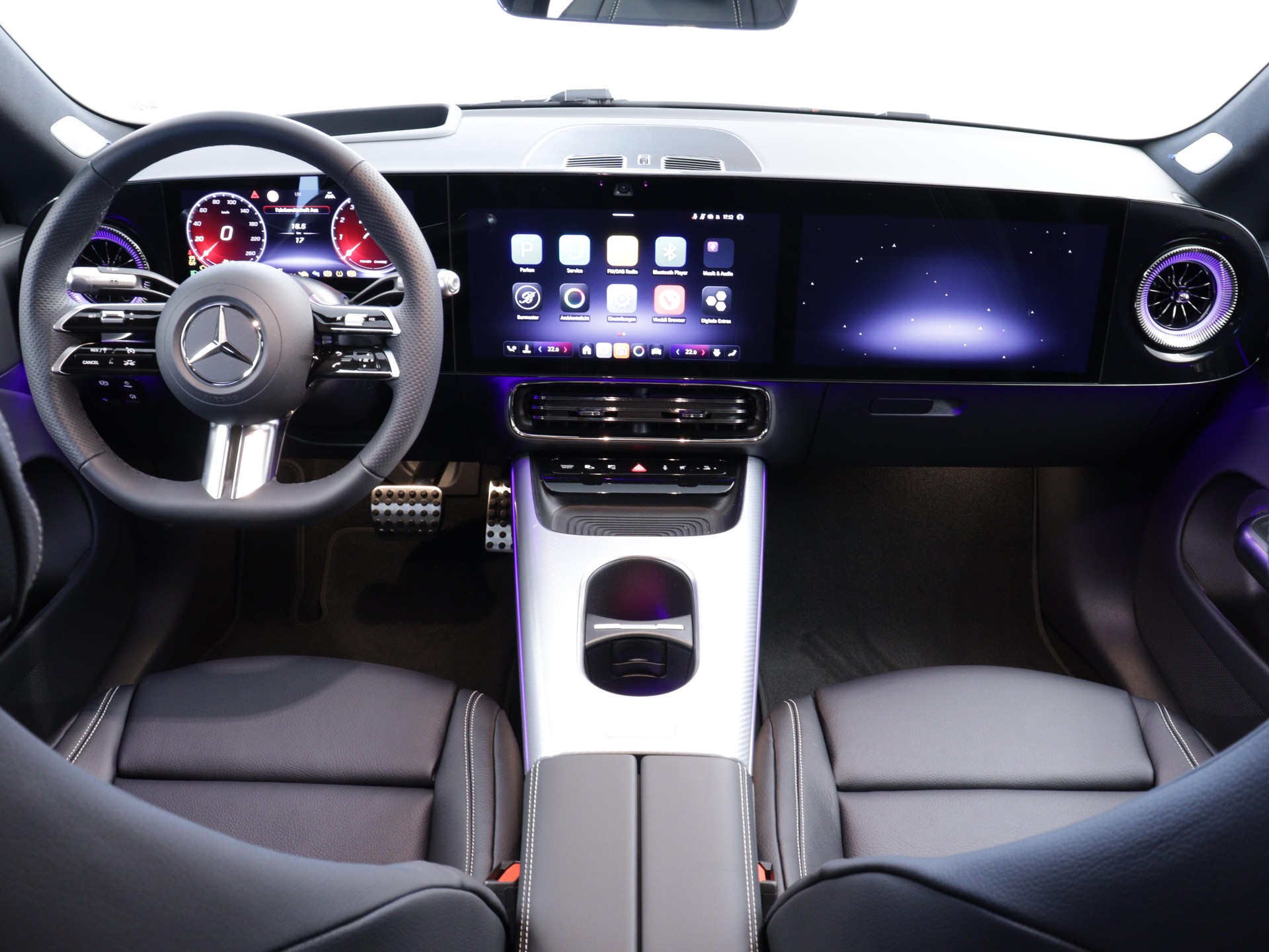 MERCEDES-BENZ CLA 220 AMG Line 4matic-image-4