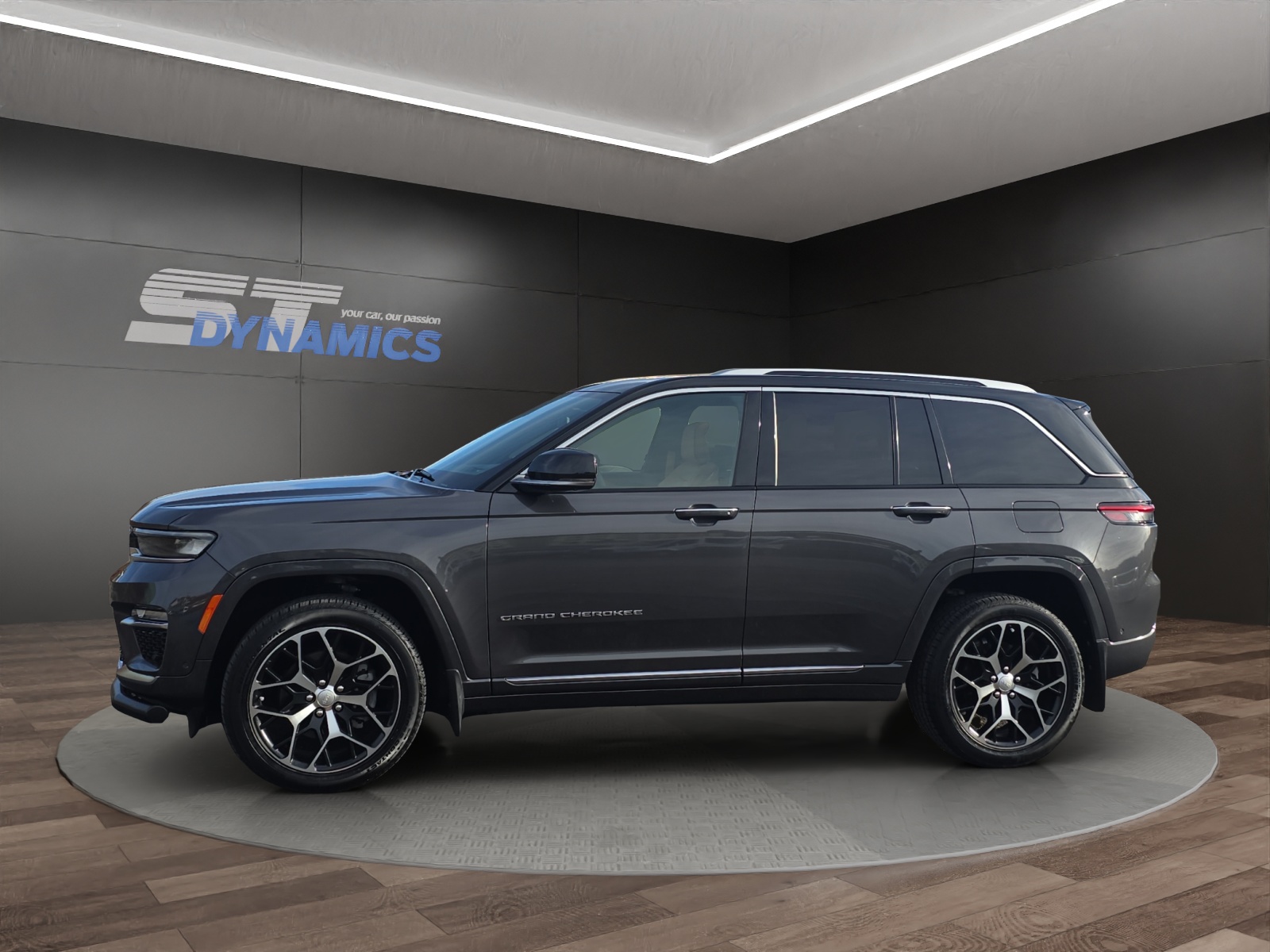 JEEP Grand Cherokee 5.7 V8 Summit Reserve-showroom-element-2