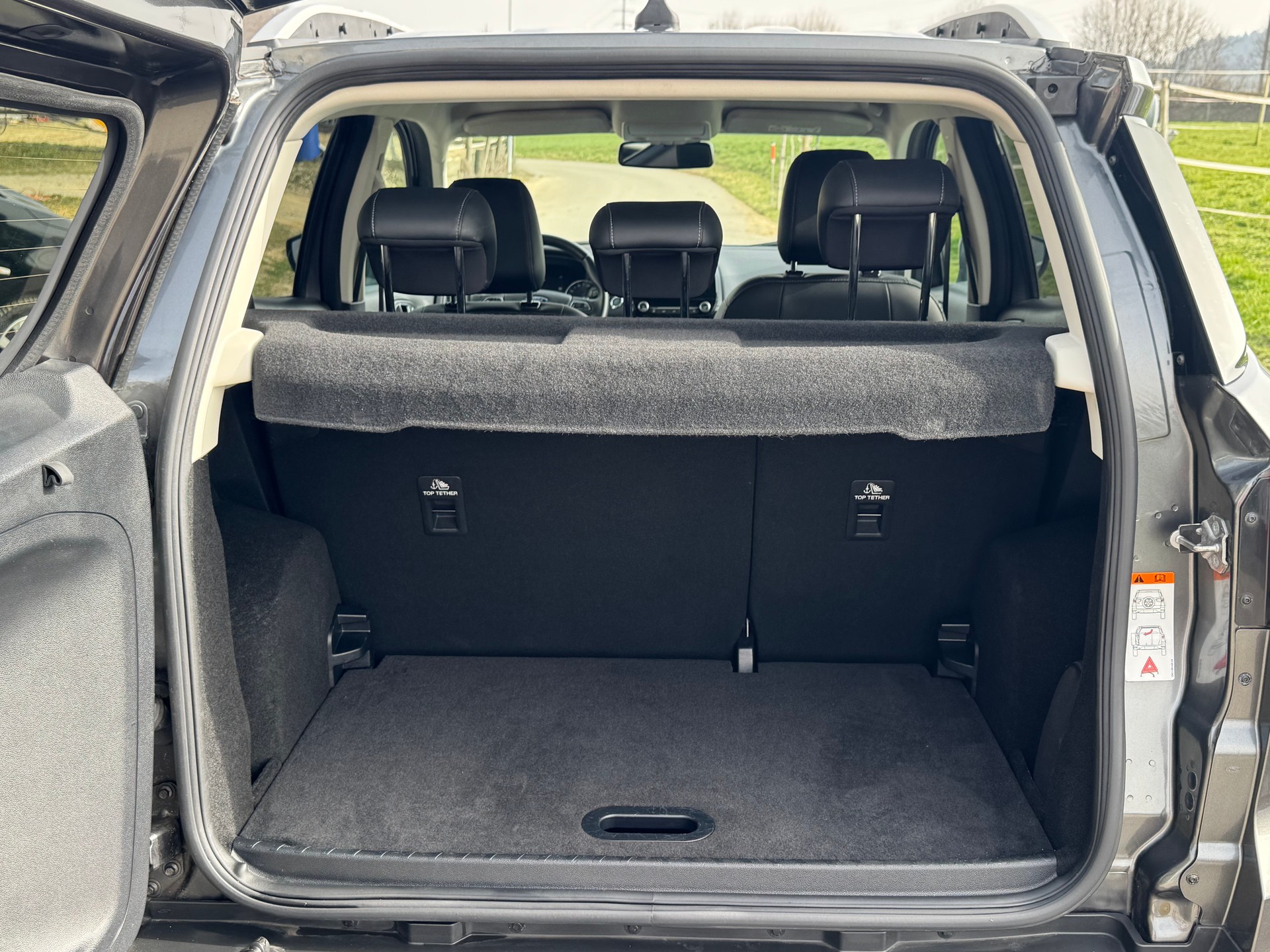 FORD EcoSport 1.0 SCTi Titanium Automat-image-15