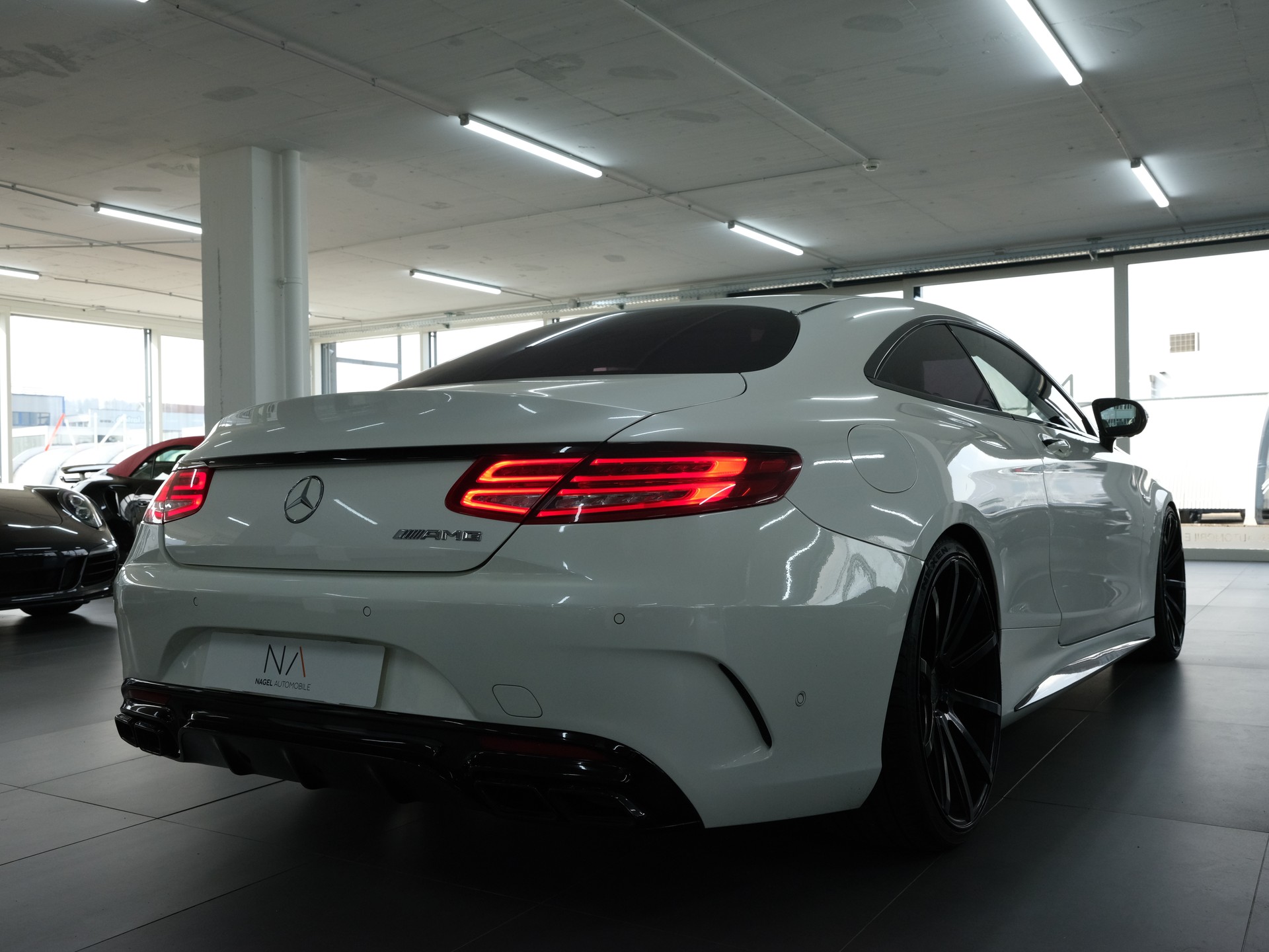 MERCEDES-BENZ S 500 Coupé 4Matic 7G-Tronic-image-2