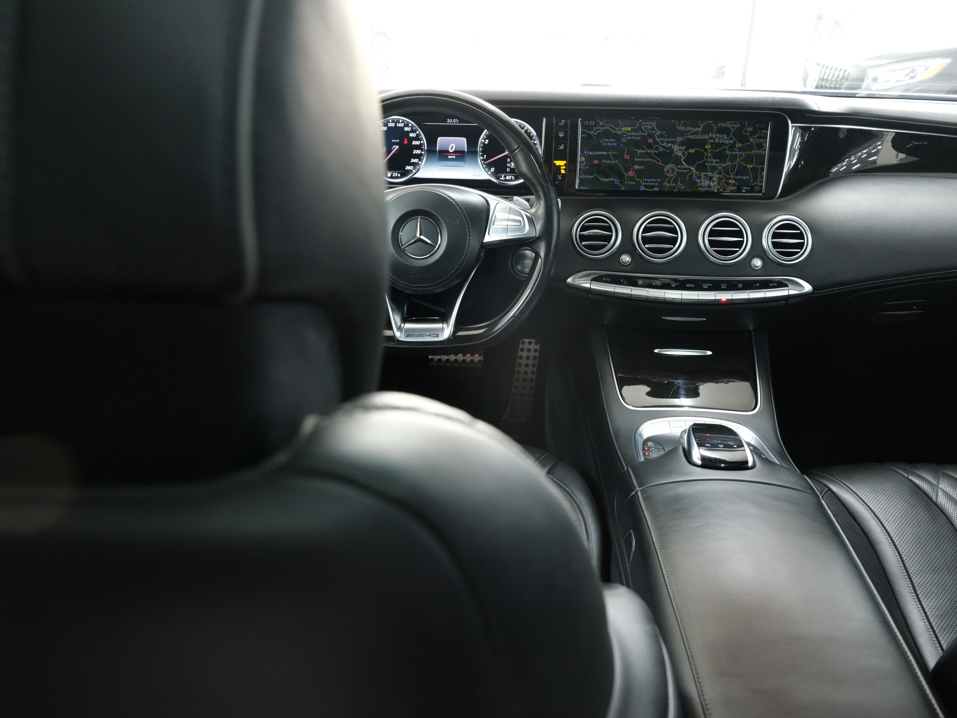 MERCEDES-BENZ S 500 Coupé 4Matic 7G-Tronic-image-17