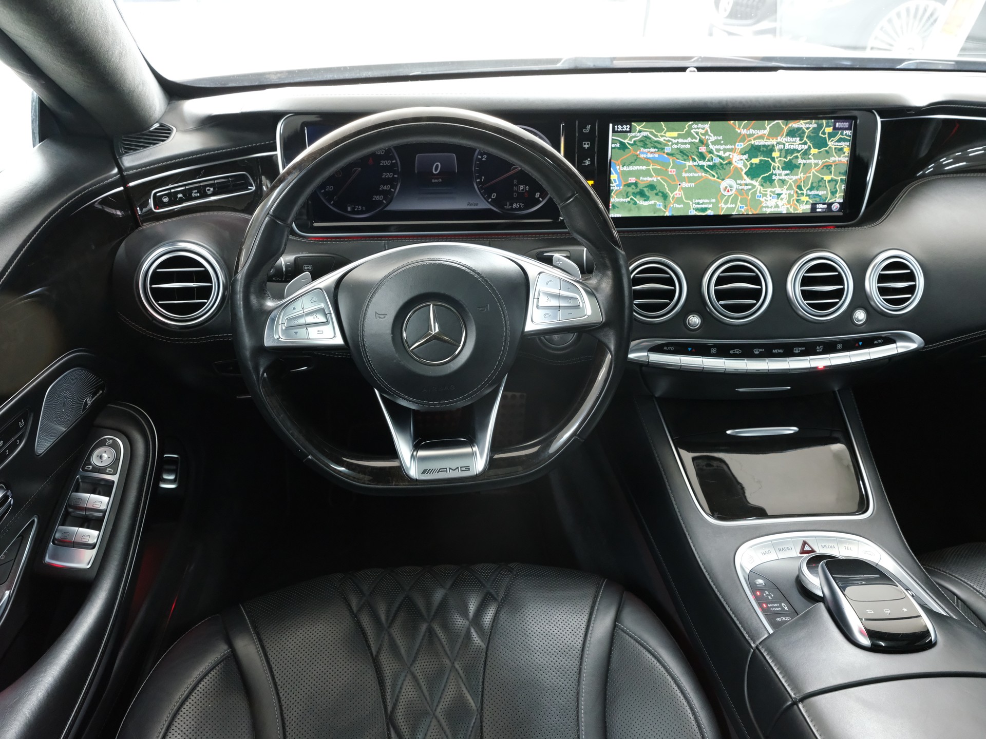 MERCEDES-BENZ S 500 Coupé 4Matic 7G-Tronic-image-15
