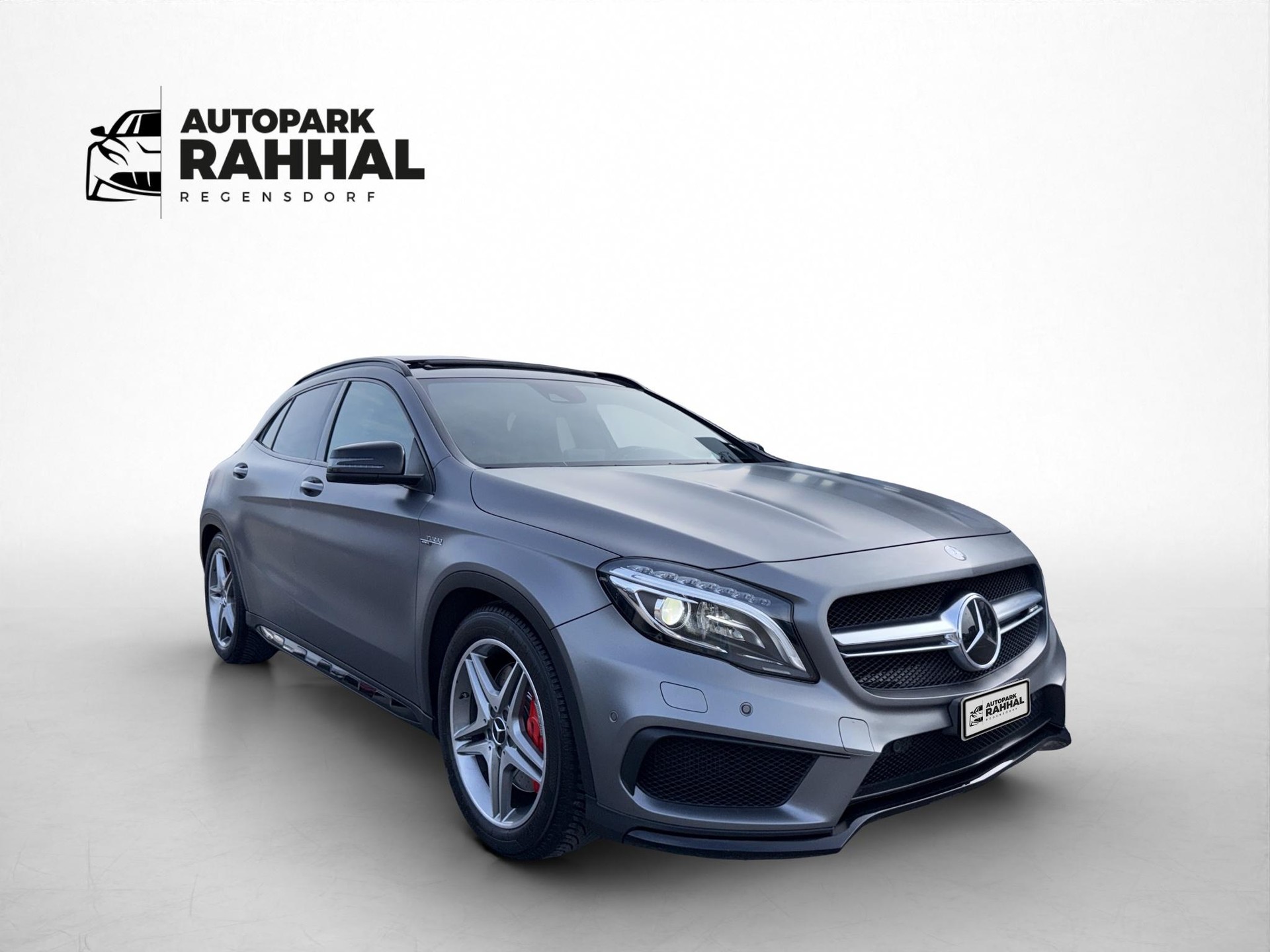 MERCEDES-BENZ GLA 45 AMG 4m-showroom-element-3