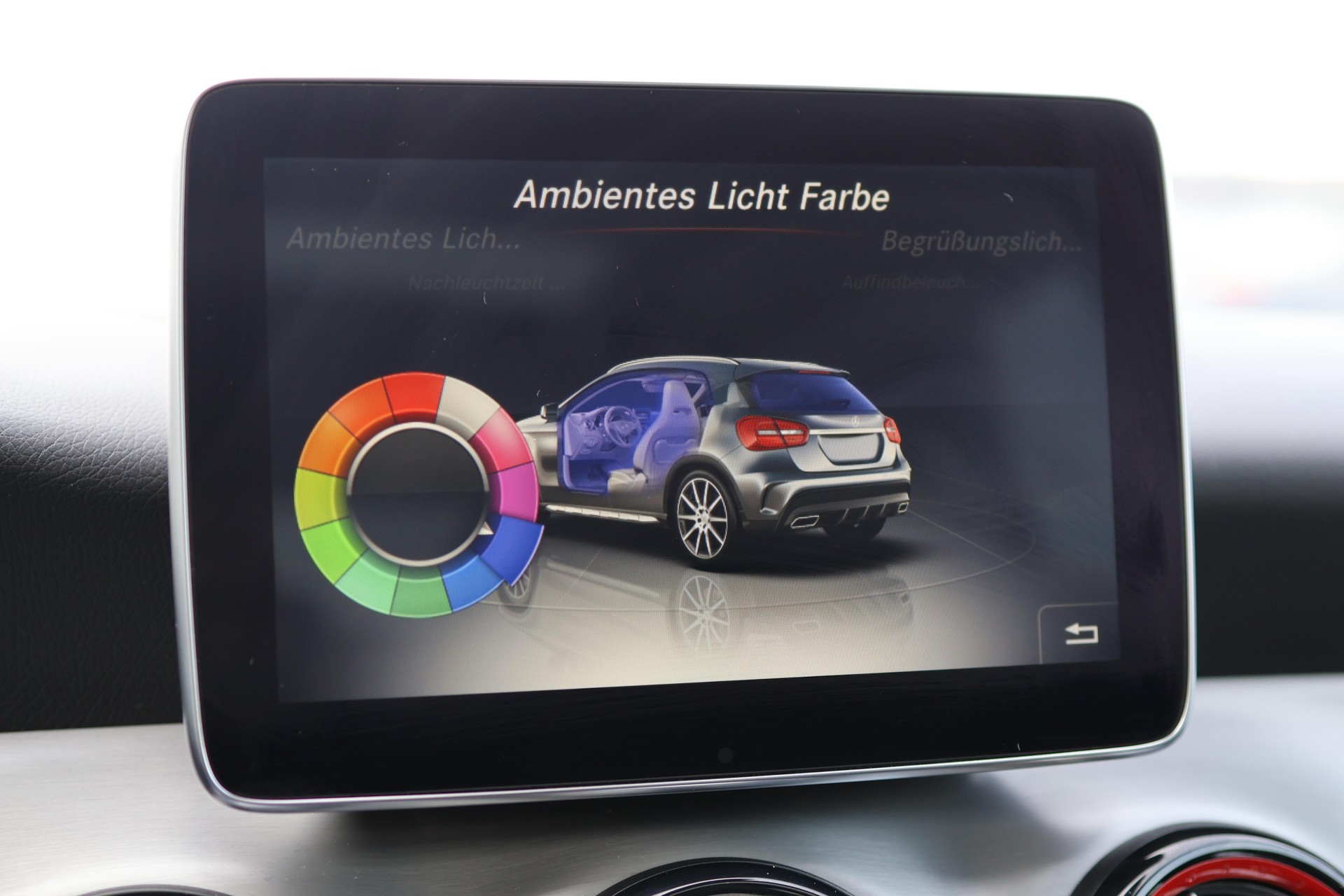 MERCEDES-BENZ GLA 45 AMG 4m-image-29