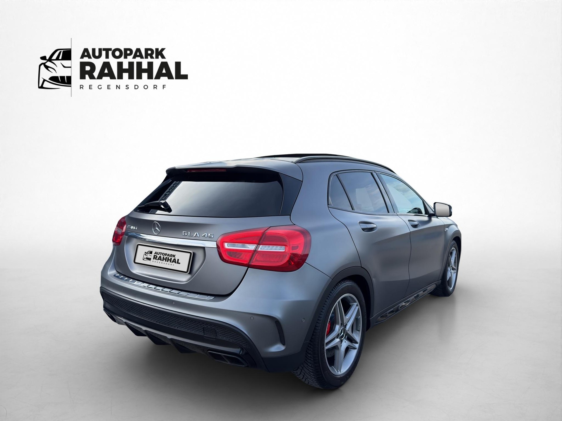 MERCEDES-BENZ GLA 45 AMG 4m-image-5