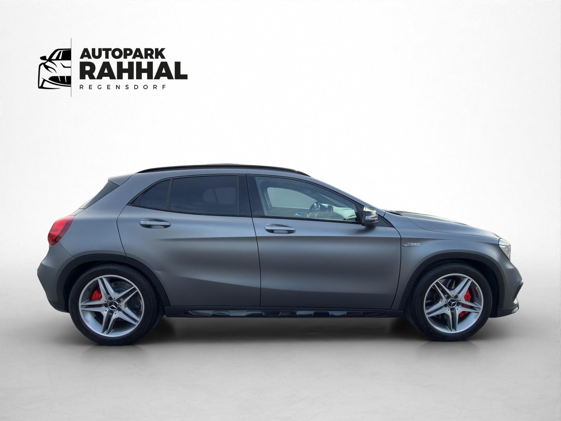 MERCEDES-BENZ GLA 45 AMG 4m-image-4