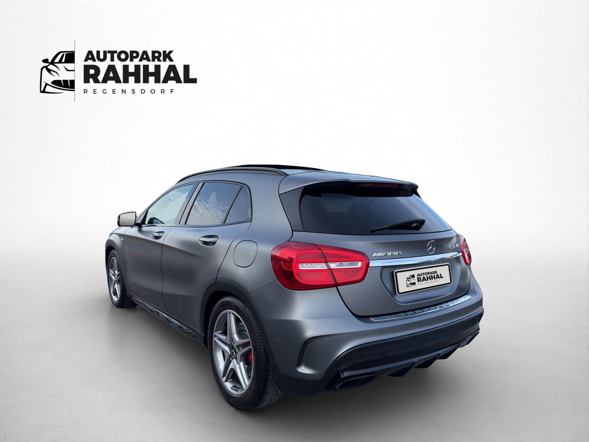 MERCEDES-BENZ GLA 45 AMG 4m-image-9