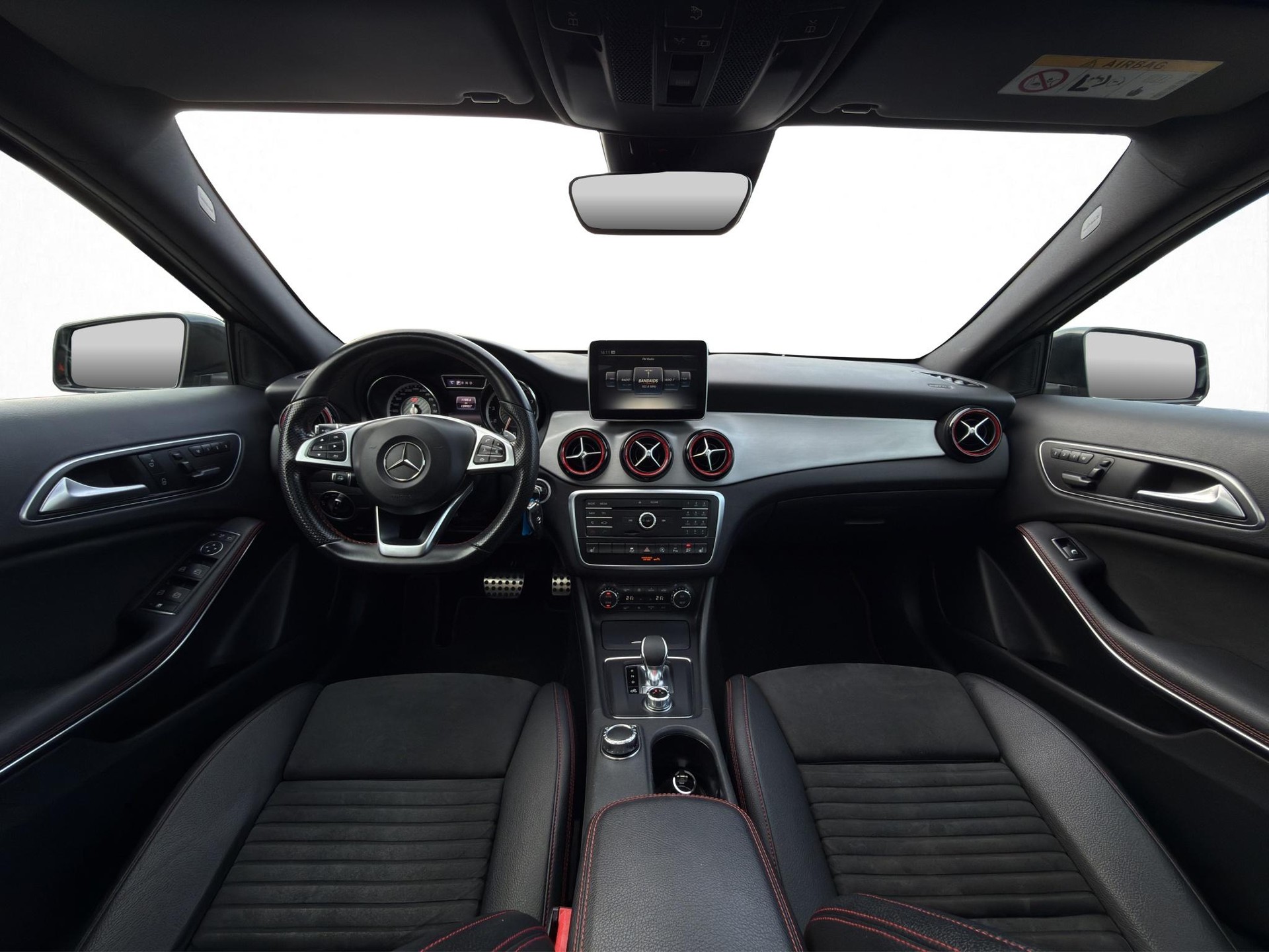 MERCEDES-BENZ GLA 45 AMG 4m-image-16