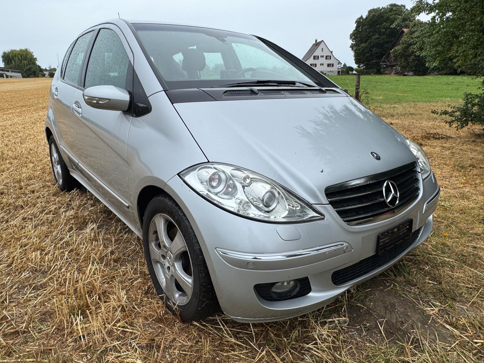 MERCEDES-BENZ A 200 Avantgarde-image-10
