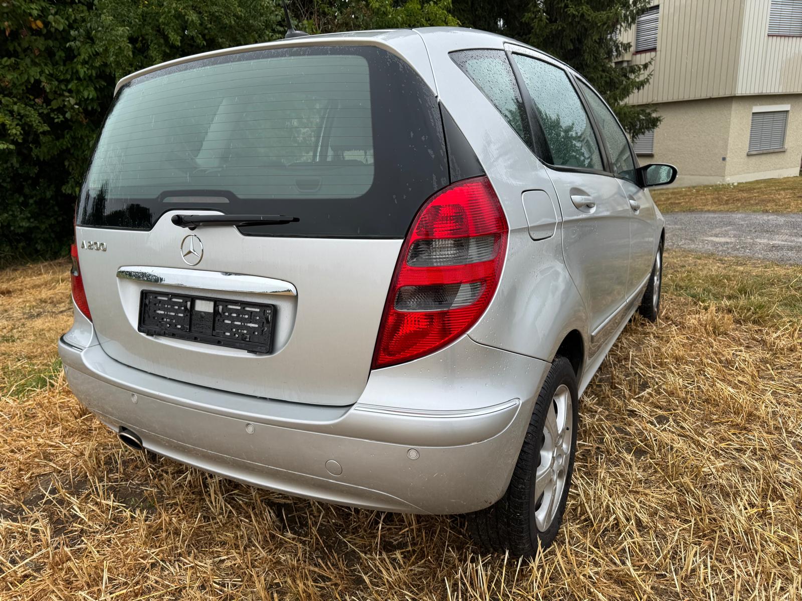 MERCEDES-BENZ A 200 Avantgarde-image-6