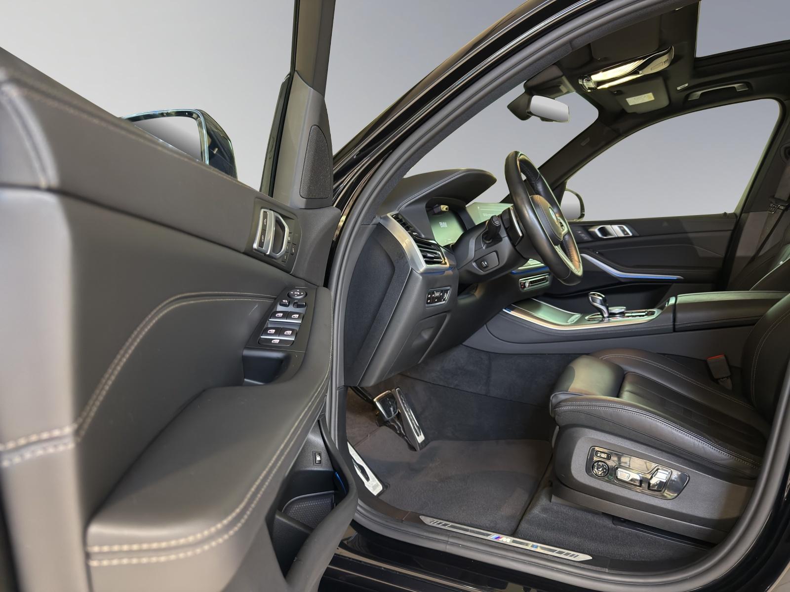 BMW X5 xDrive 45e M-SportPaket-image-14