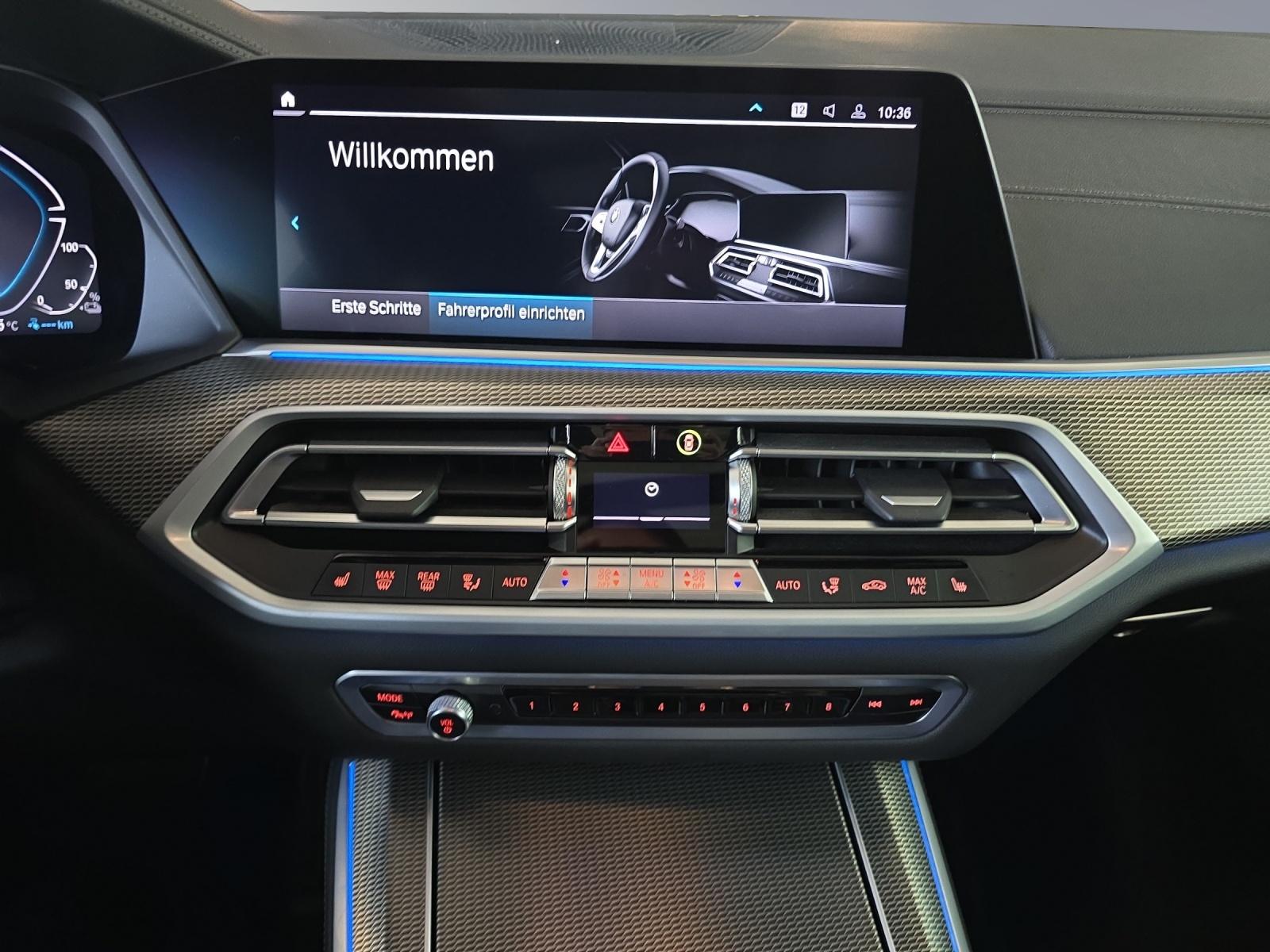 BMW X5 xDrive 45e M-SportPaket-image-12