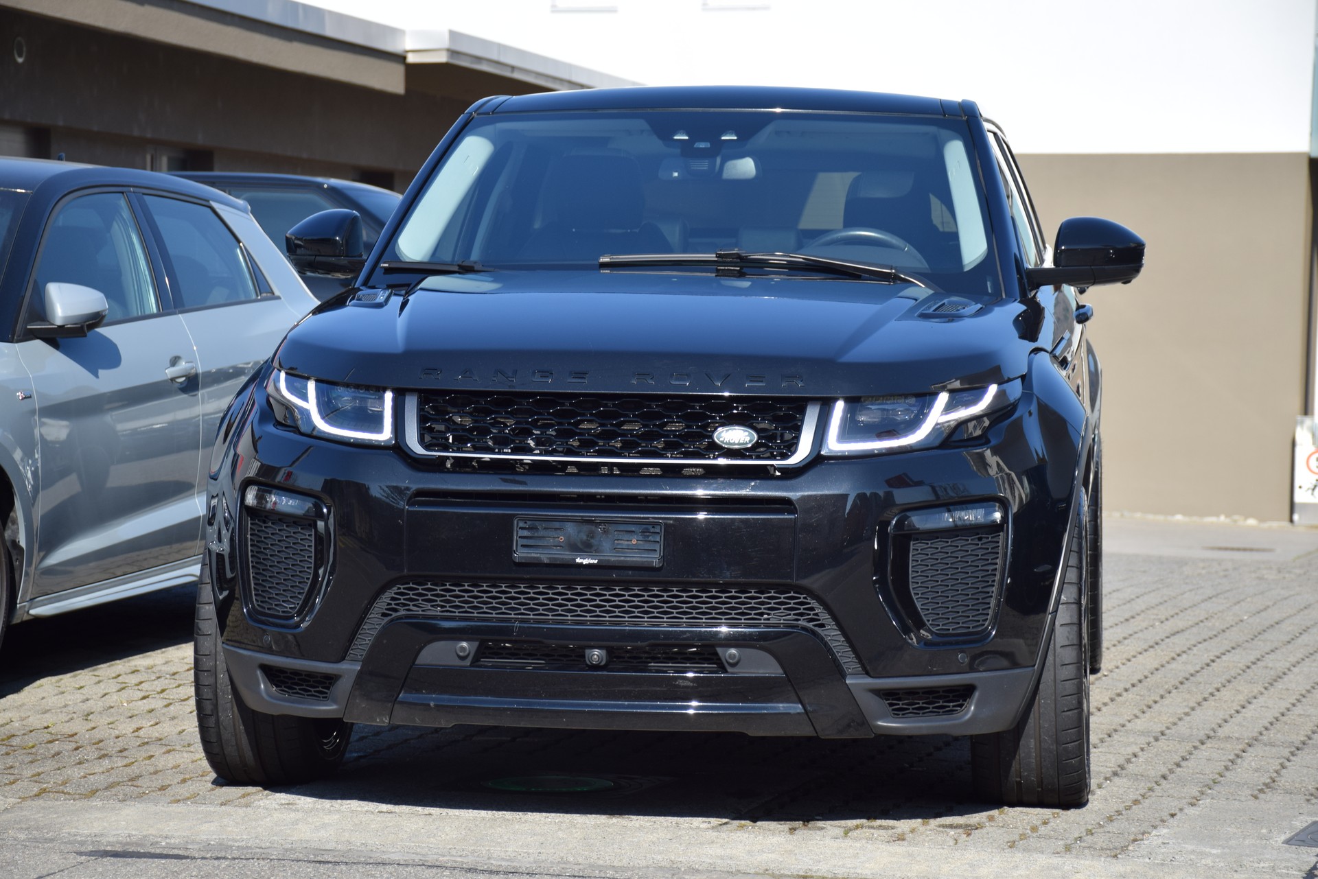 LAND ROVER Range Rover Evoque 2.0 Si4 HSE Dynamic AT9-image-3