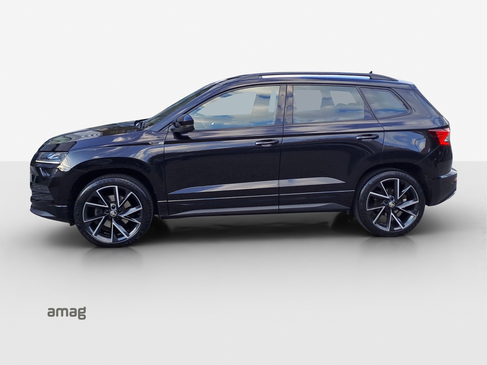 SKODA Karoq 2.0 TSI SportLine 4x4 DSG-image-1