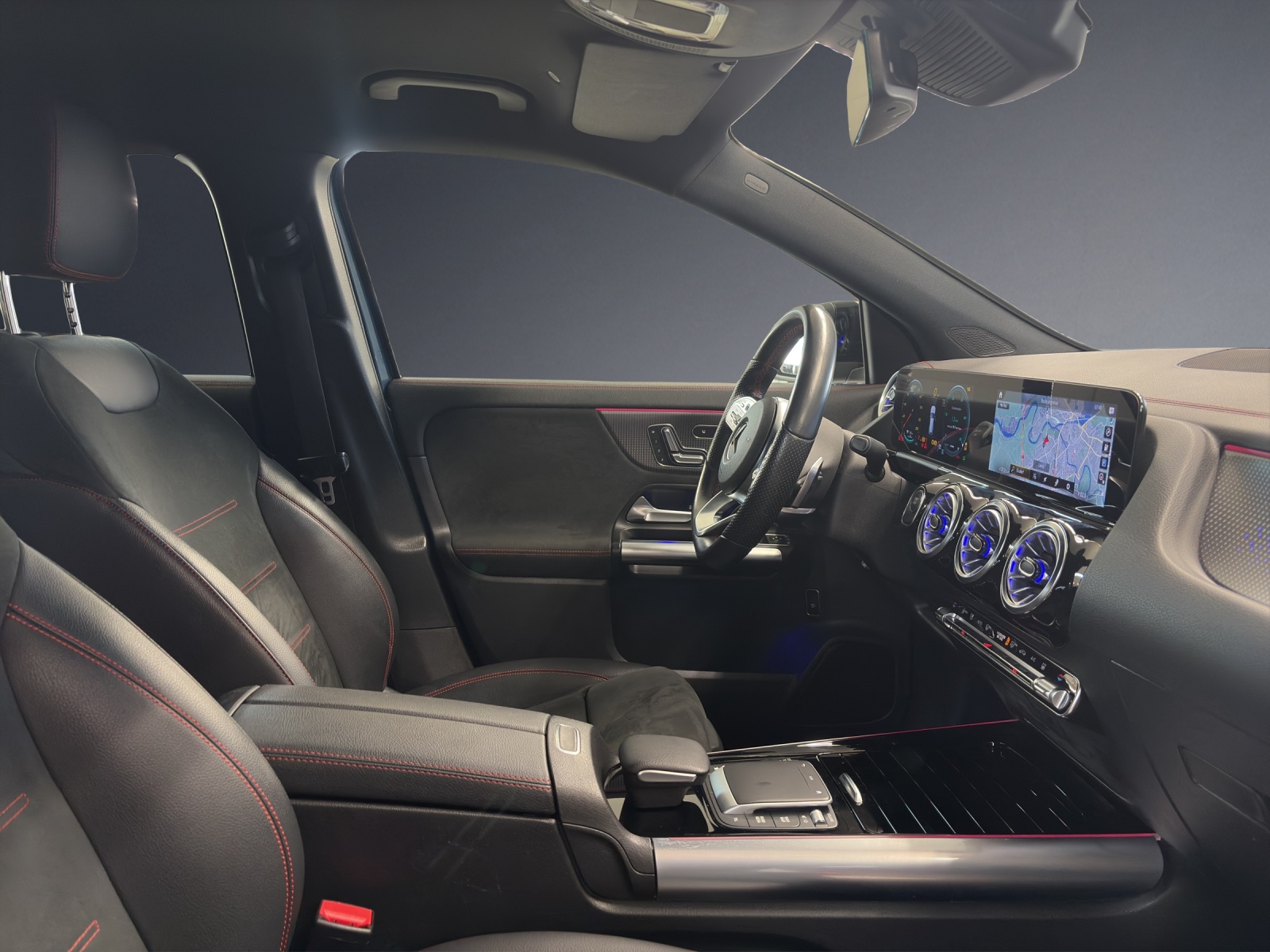 Image MERCEDES-BENZ EQA-300 EQA 300 AMG Line 4Matic