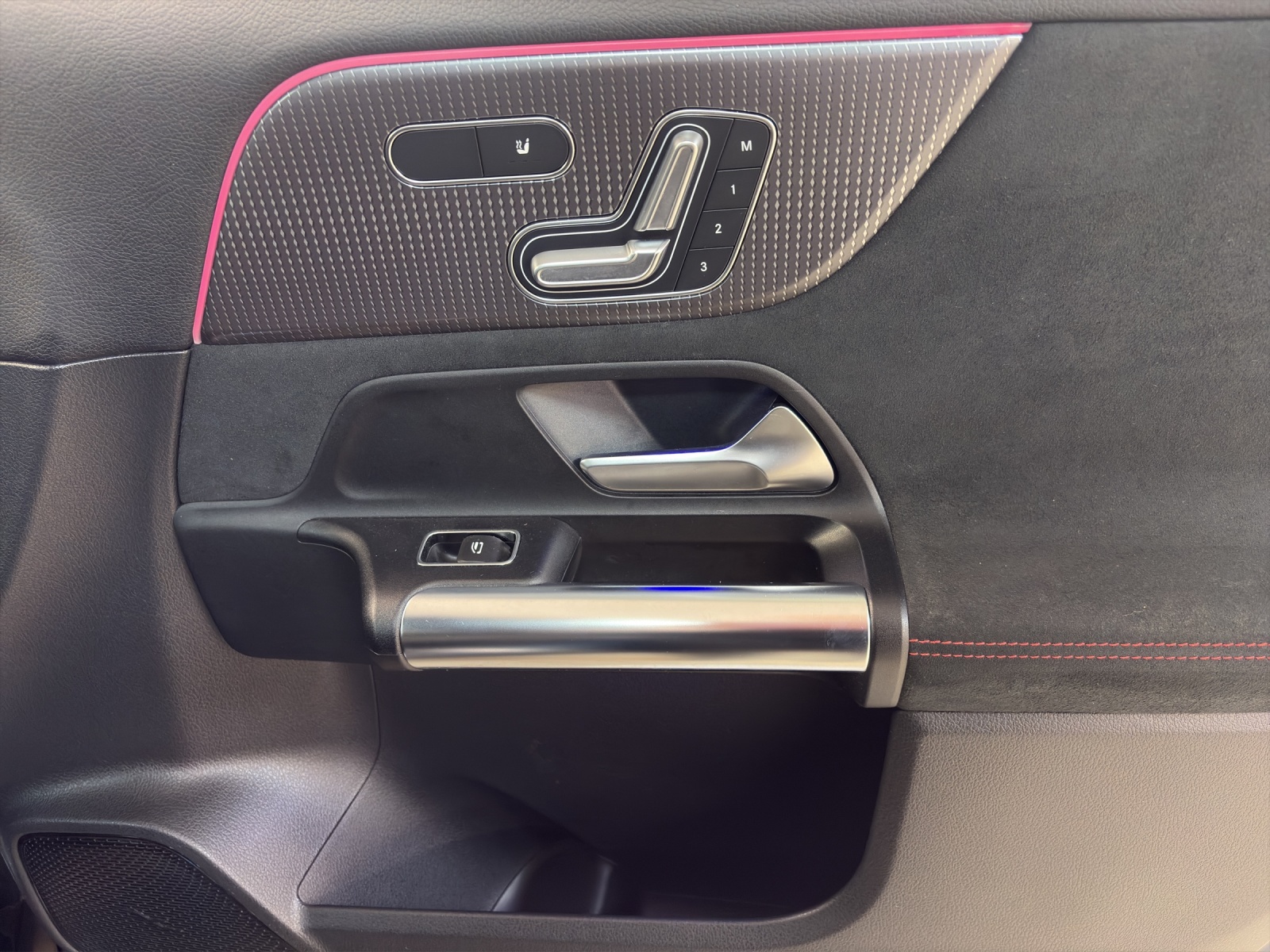 Image MERCEDES-BENZ EQA-300 EQA 300 AMG Line 4Matic