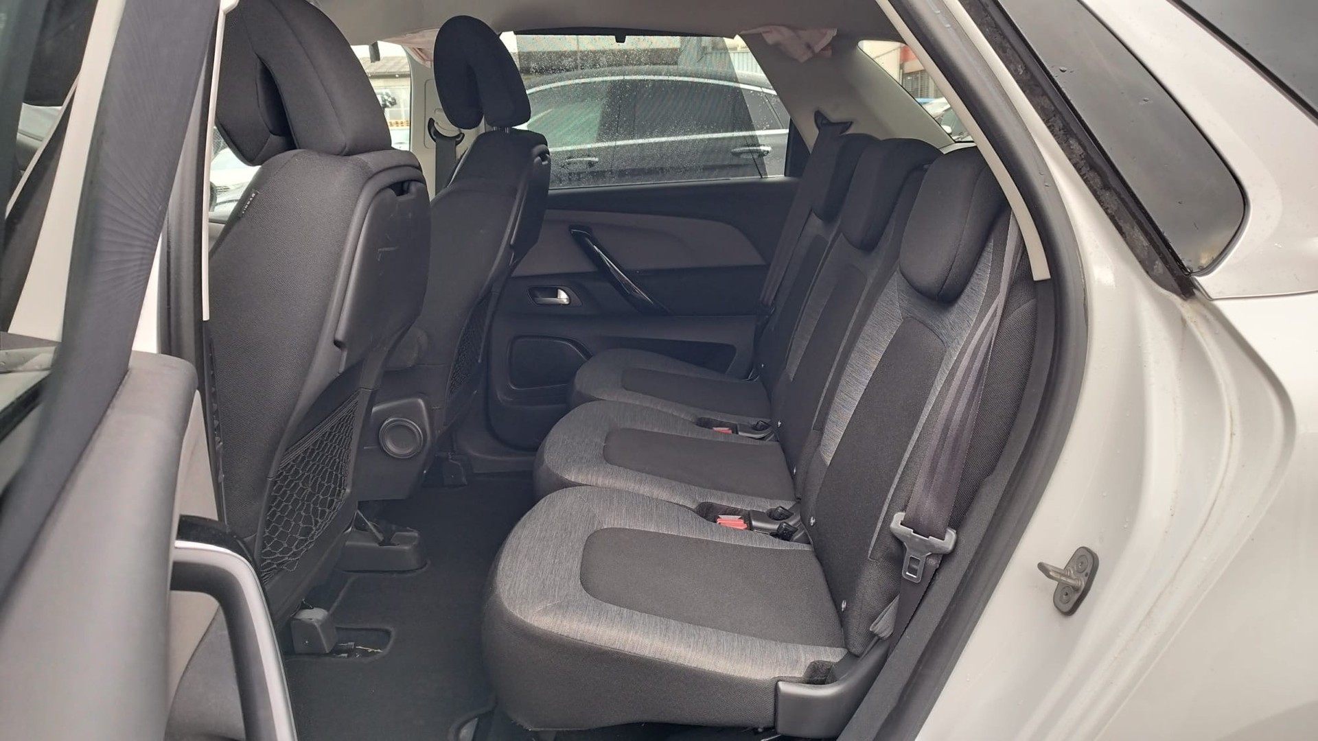 CITROEN C4 Picasso 1.2 Pure Tech Feel EAT6-image-9
