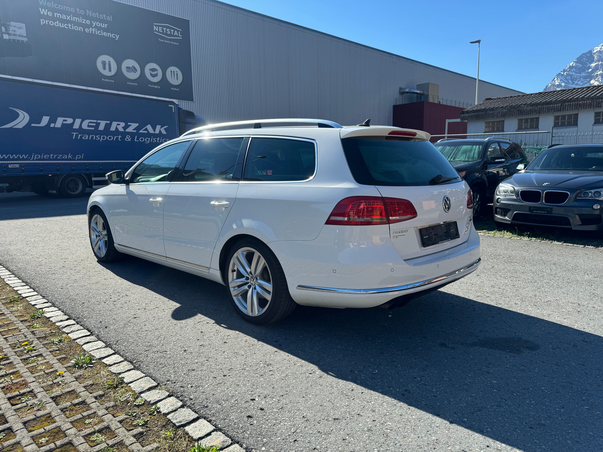 VW Passat Variant 2.0 TDI BMT Highline DSG-image-1