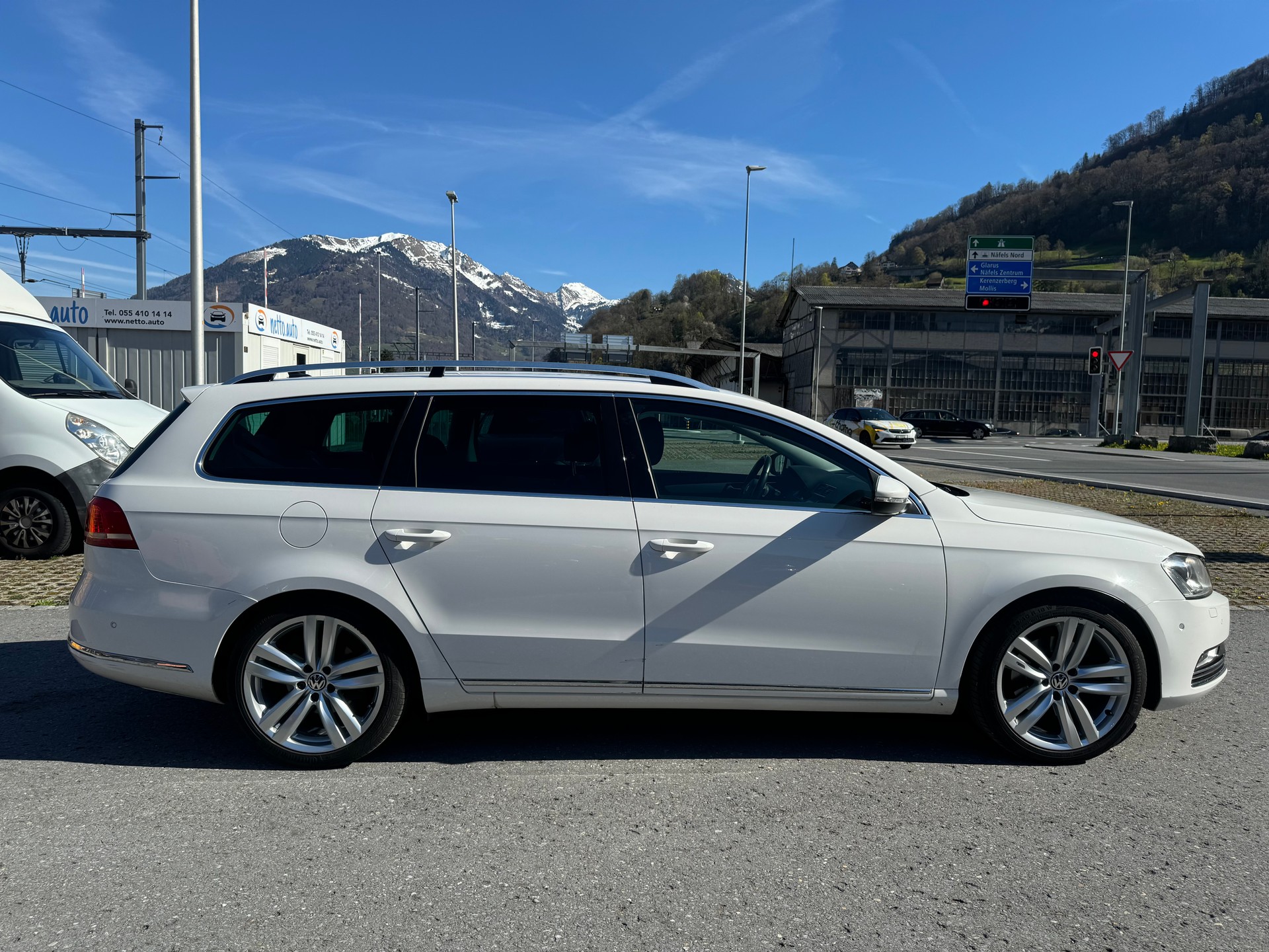VW Passat Variant 2.0 TDI BMT Highline DSG-image-7