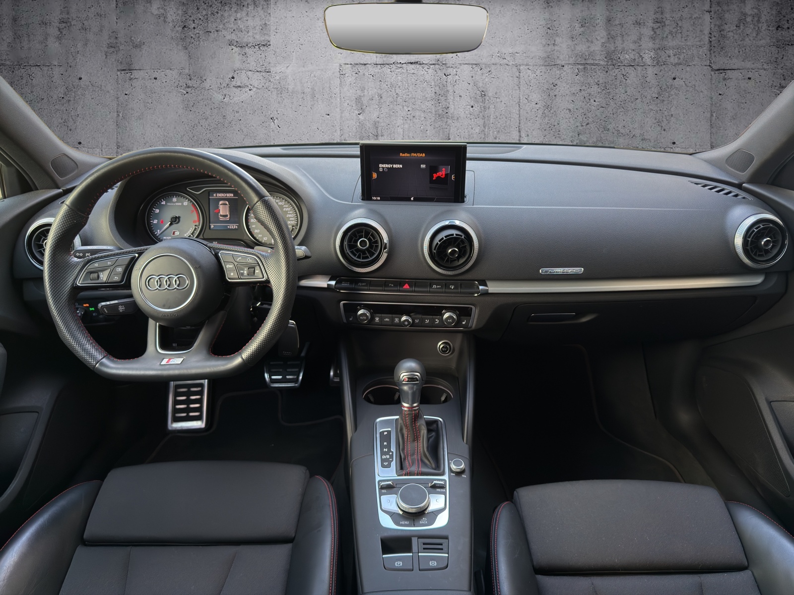 AUDI S3 Sportback 2.0 TFSI quattro S-tronic-image-8